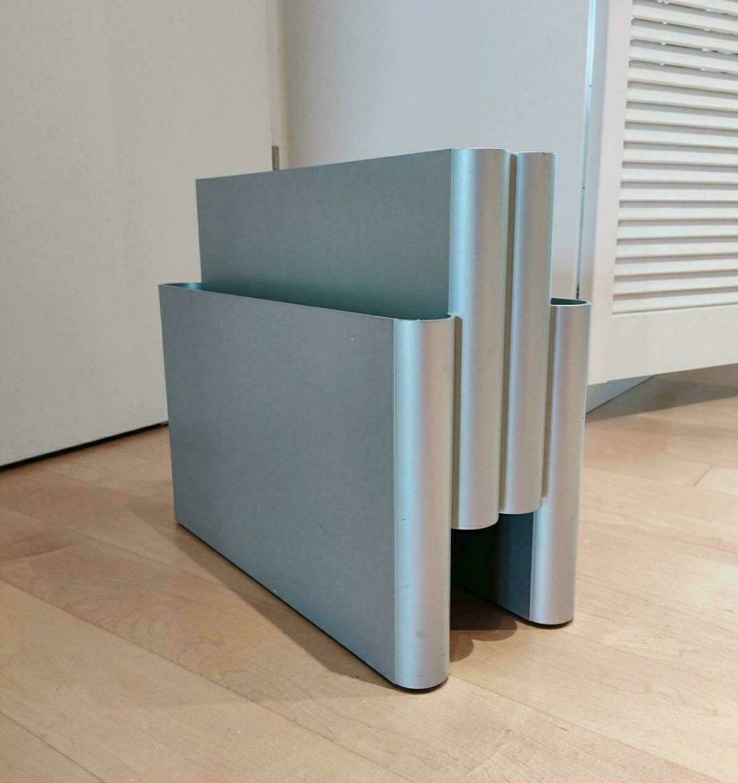 Mid-Century Modern Black Magazine Rack with 4 Compartments by Giotto Stoppino for Kartell, 1970s model 4676 made in italy
