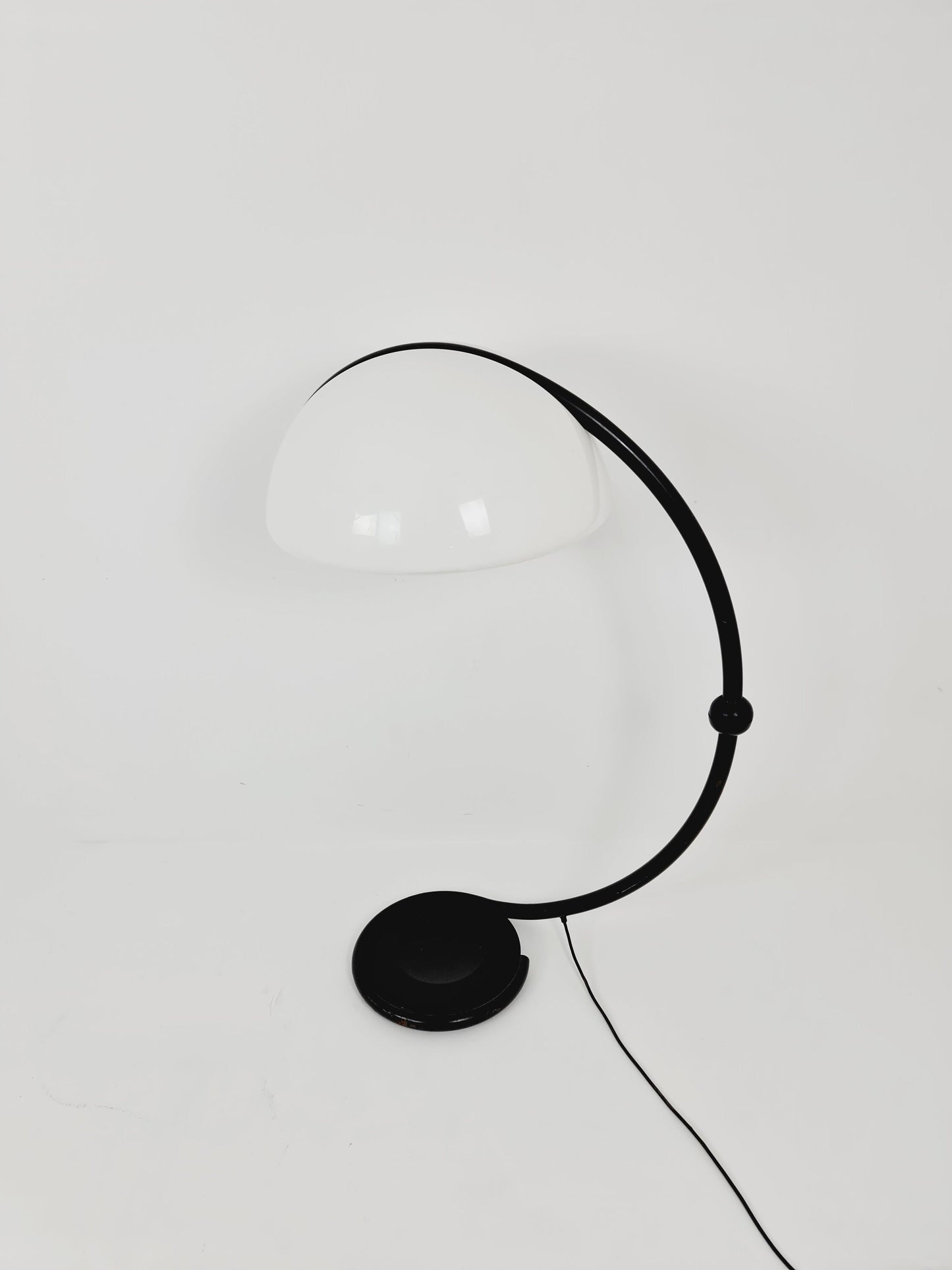 Mid-Century Italian Space Age Serpentine Floor Lamp by Elio Martinelli for Martinelli Luce, 1970s
