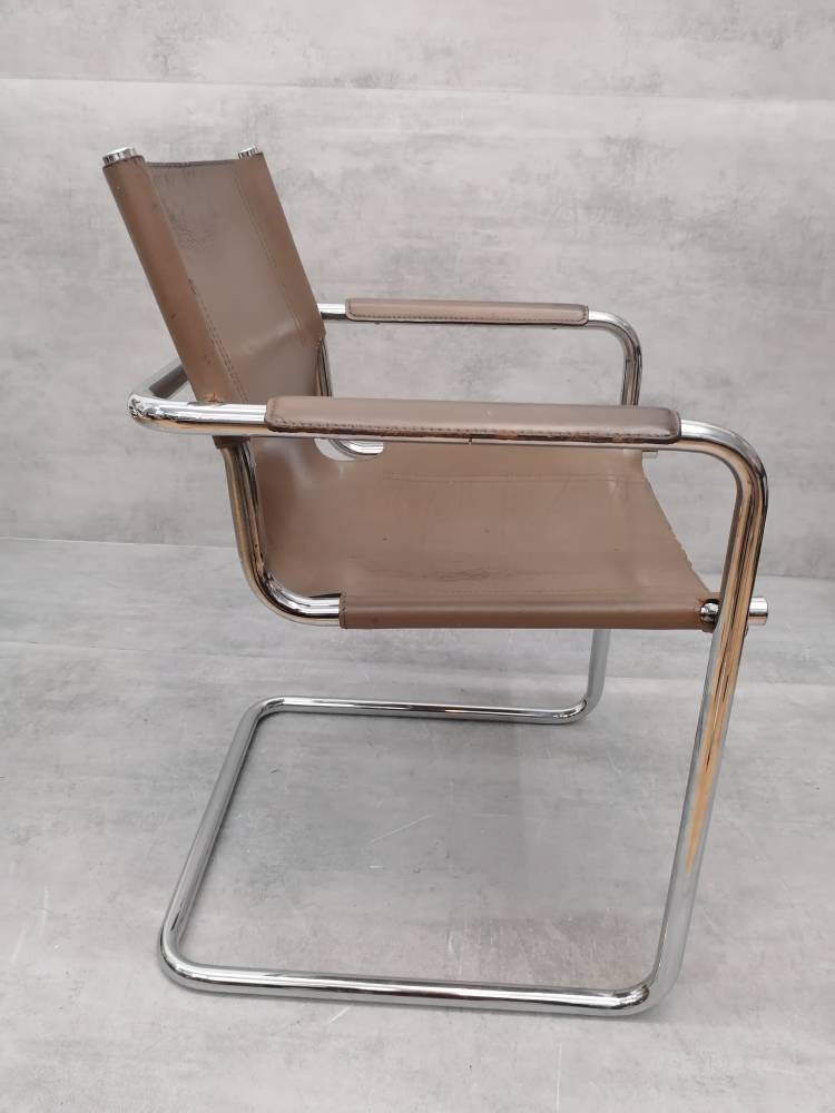 Matteo Grassi visitor chair in cream leather 1970s