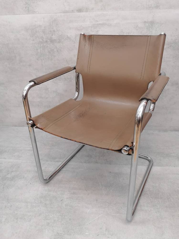 Matteo Grassi visitor chair in cream leather 1970s