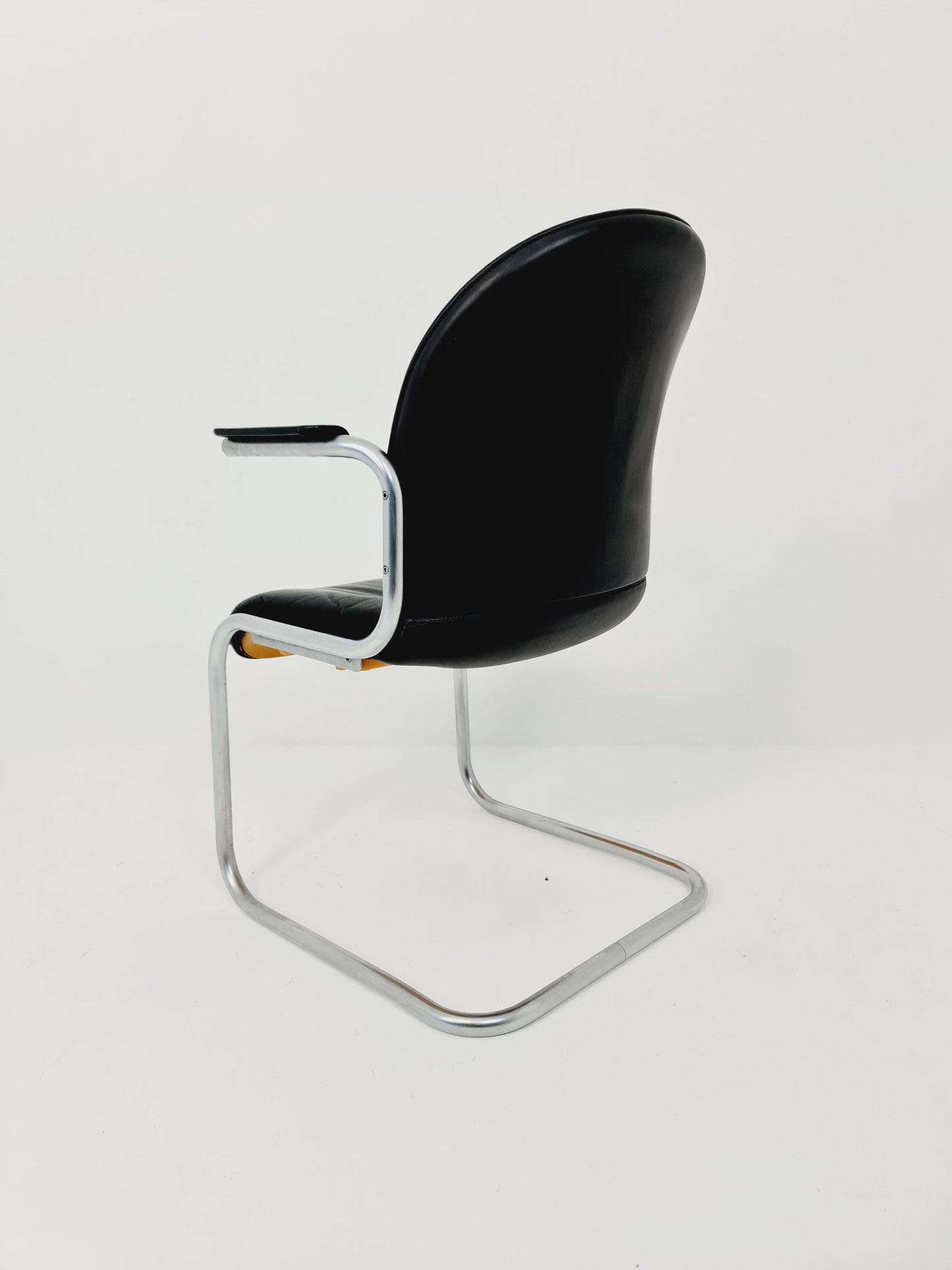 Space Age Mauser leather desk chair/ arm chair, 1970s West Germany