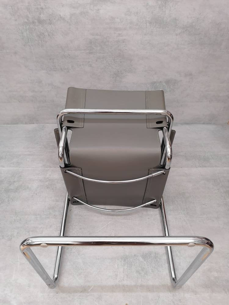 1 of 6 Orginal Matteo Grassi visitor chair in gray leather 1970s