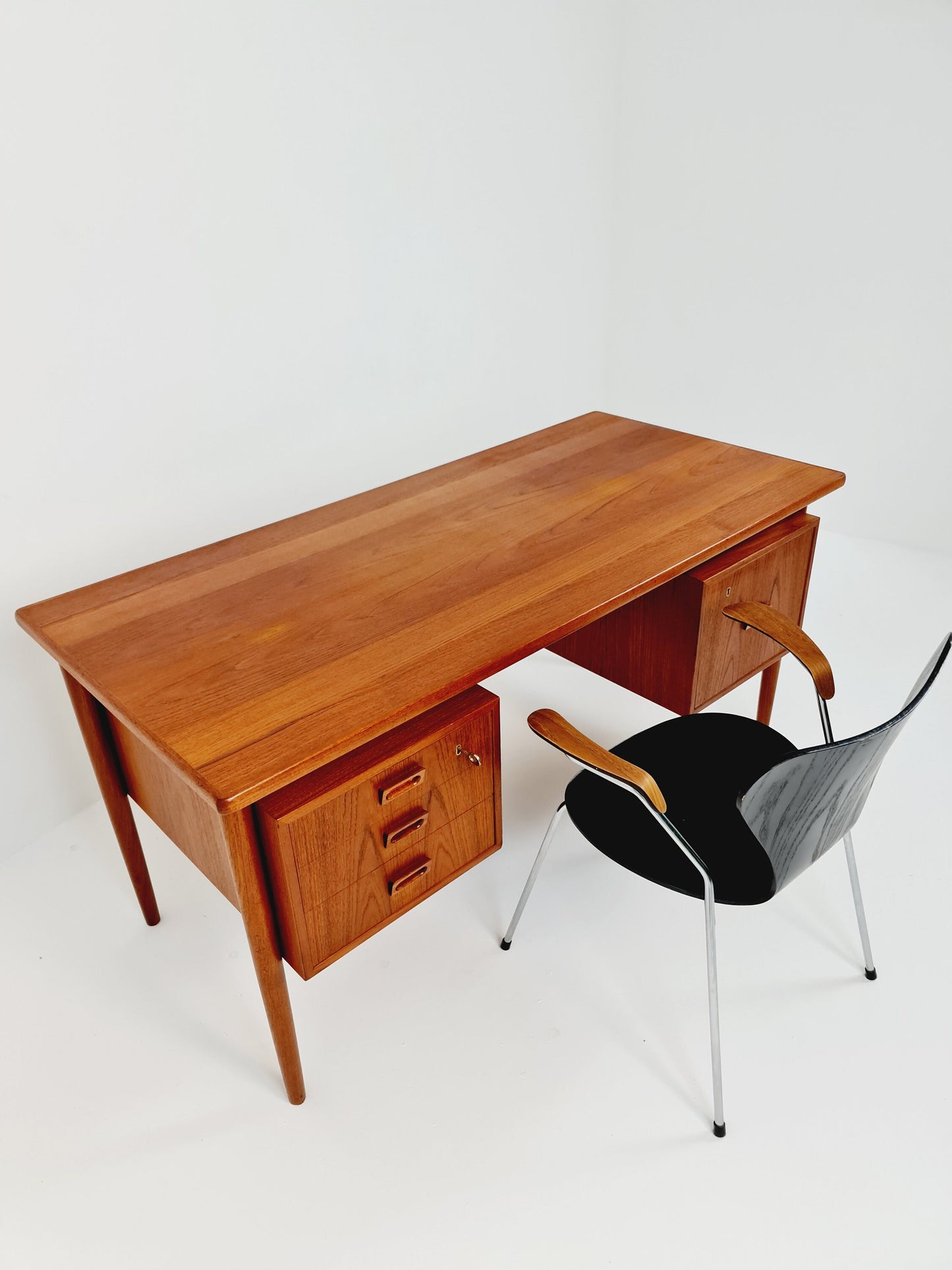 Danish teak desk, model Executive Desk by Ib Kofod Larsen, 1960s