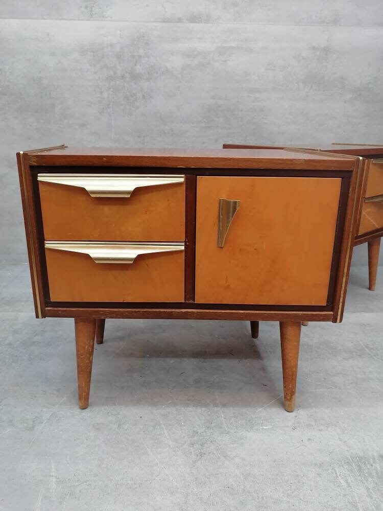 A set of Mid-Century Modern vintage maple wood bedside tables or small chests of drawers designed and manufactured in Italy, Rome, 1960s