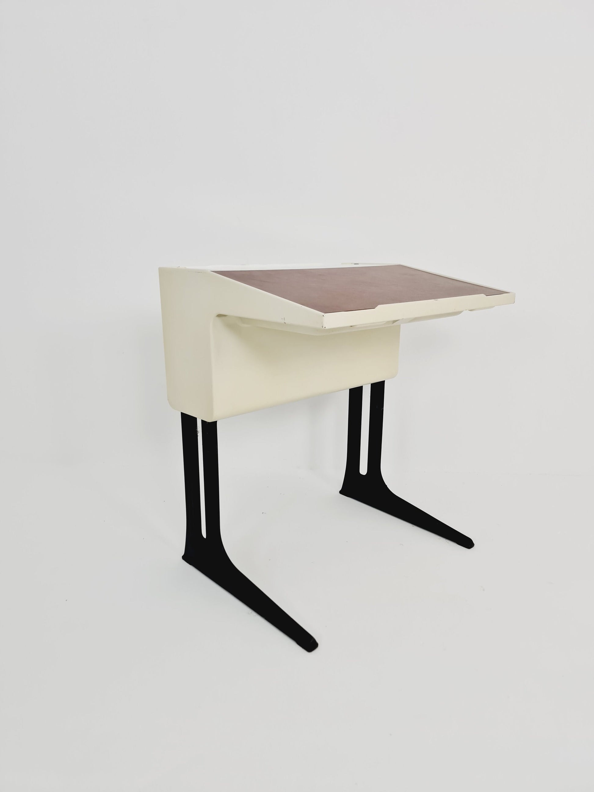 Rare Space Age vintage German Desk by Luigi Colani - Flototto - with chair 1970s