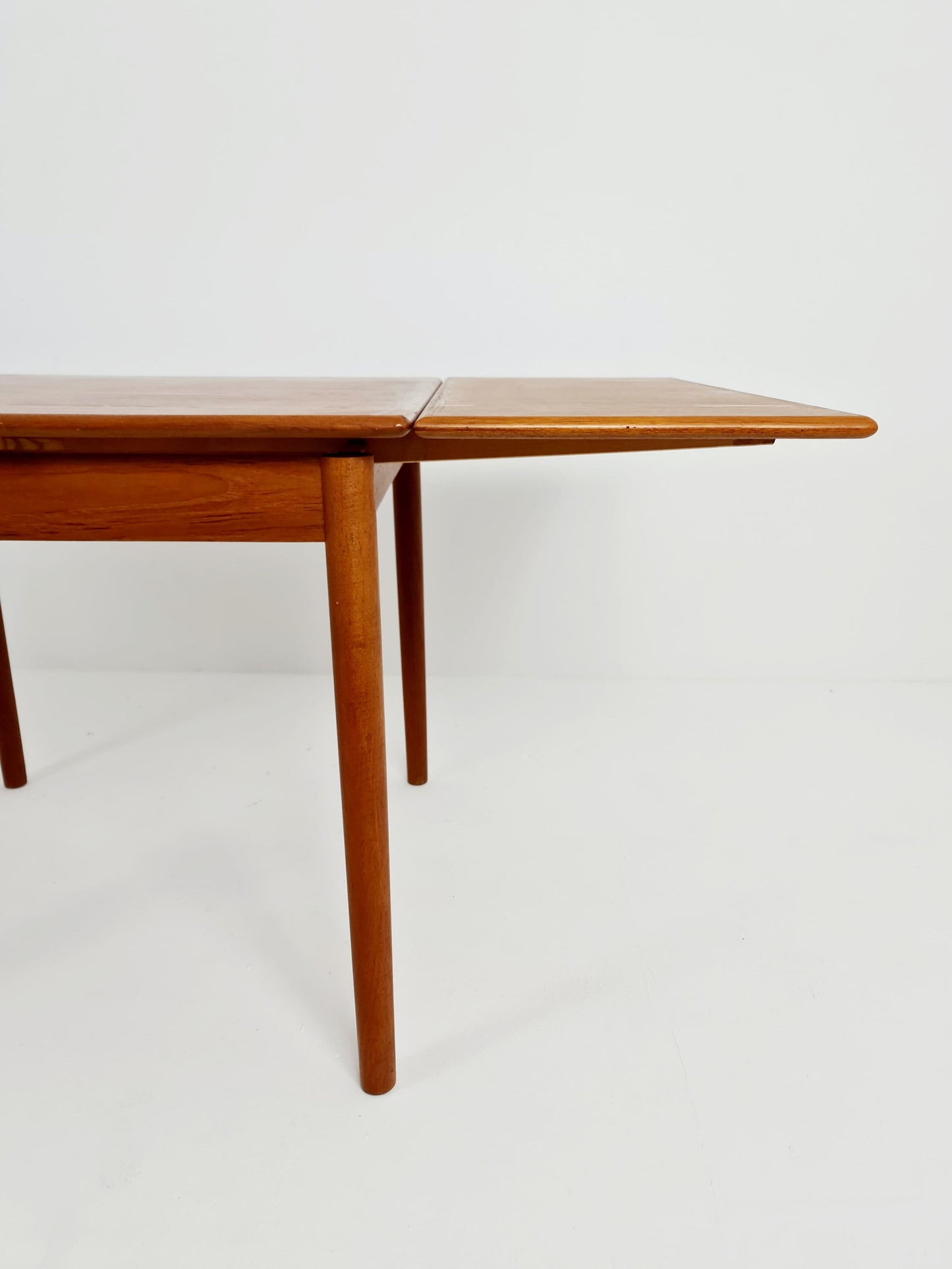 Mid centruy Danish Teak Dining Table By Am Ansager Möbler, 1960s