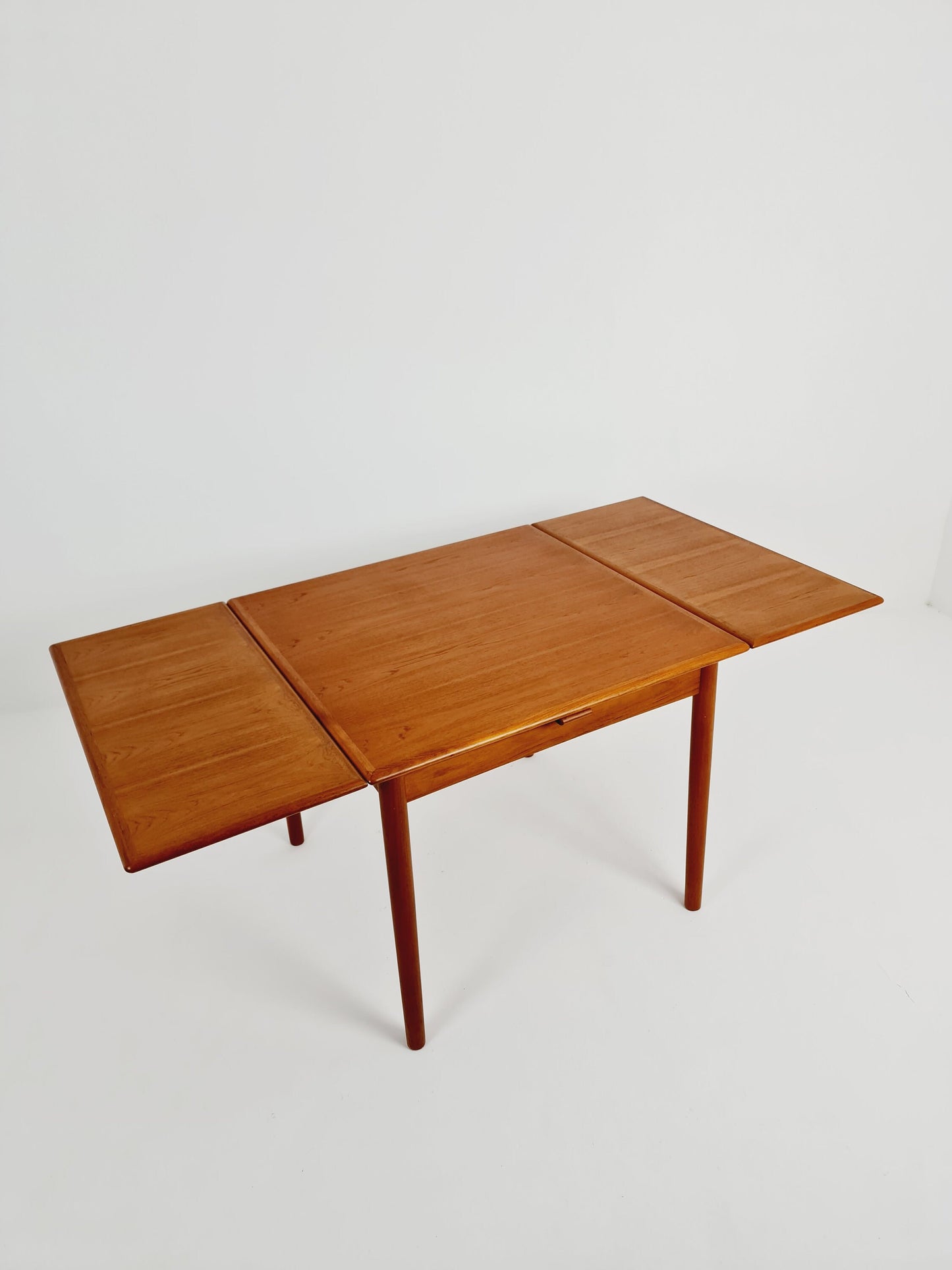 Mid centruy Danish Teak Dining Table By Am Ansager Möbler, 1960s
