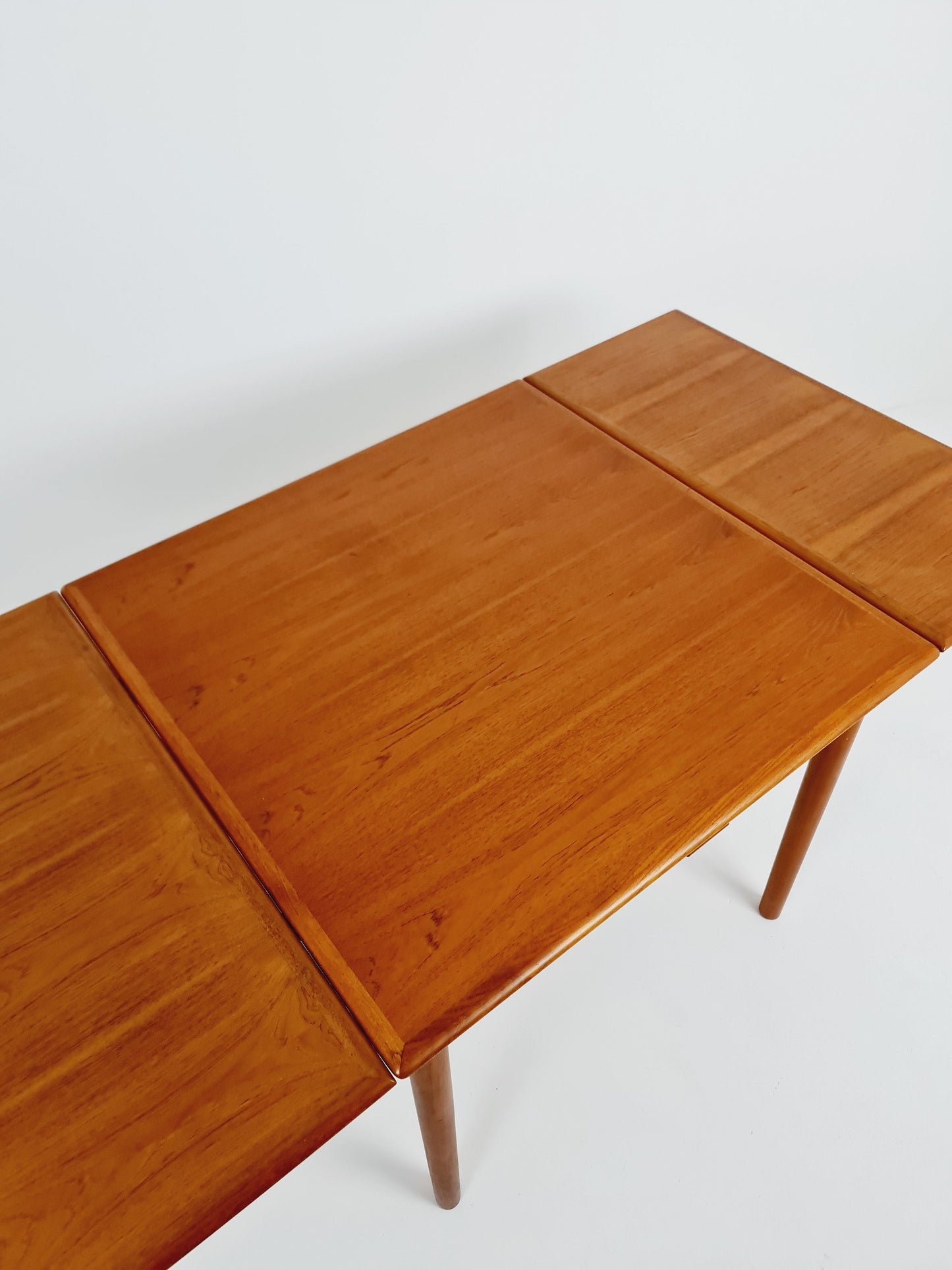 Mid centruy Danish Teak Dining Table By Am Ansager Möbler, 1960s