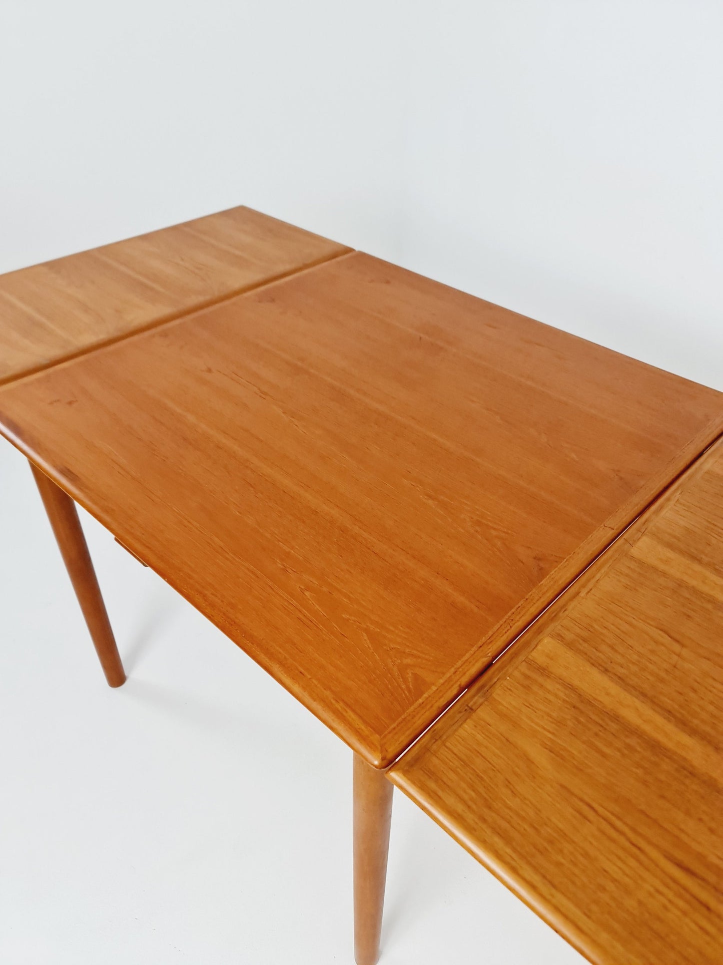 Mid centruy Danish Teak Dining Table By Am Ansager Möbler, 1960s