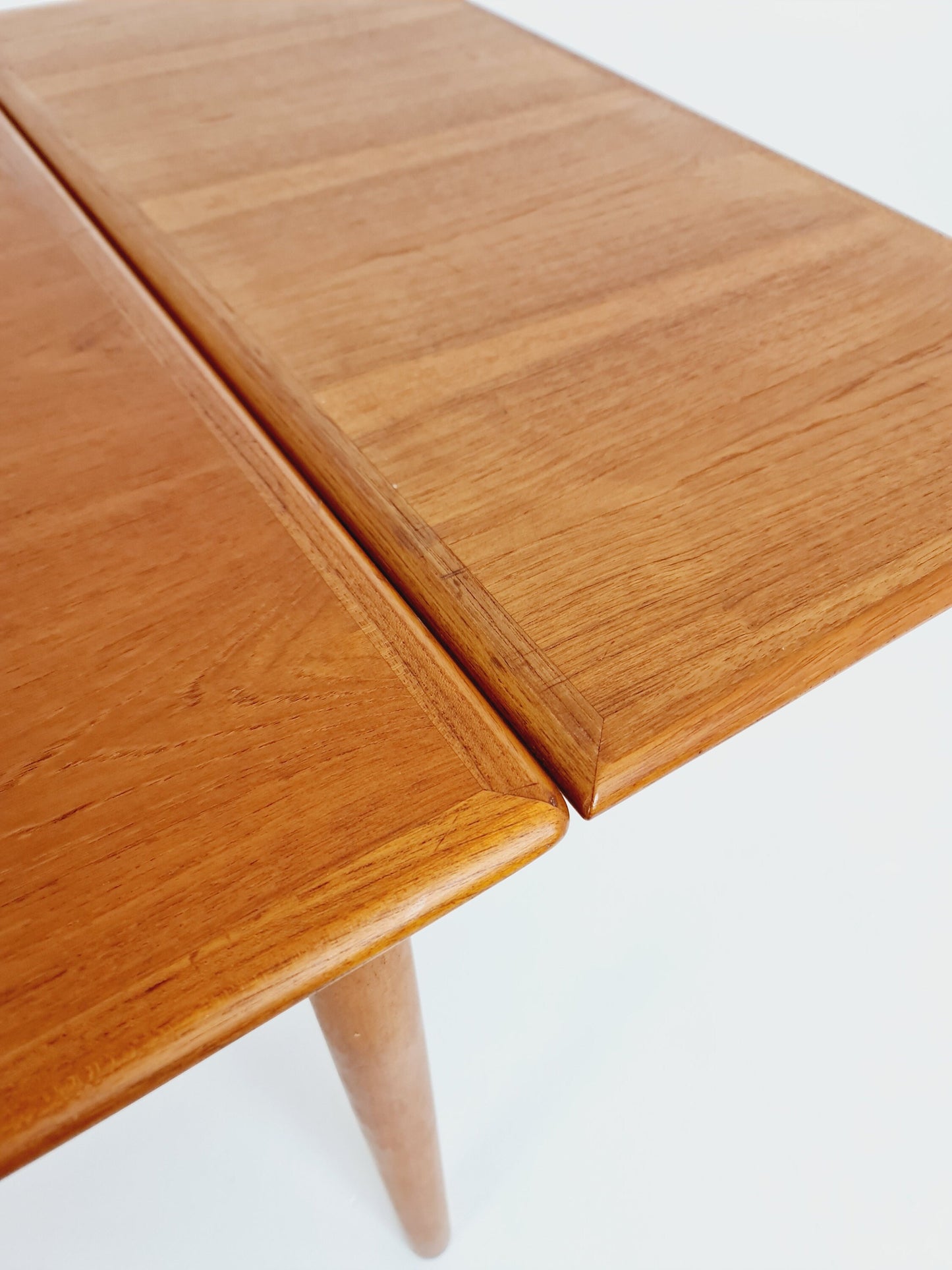 Mid centruy Danish Teak Dining Table By Am Ansager Möbler, 1960s