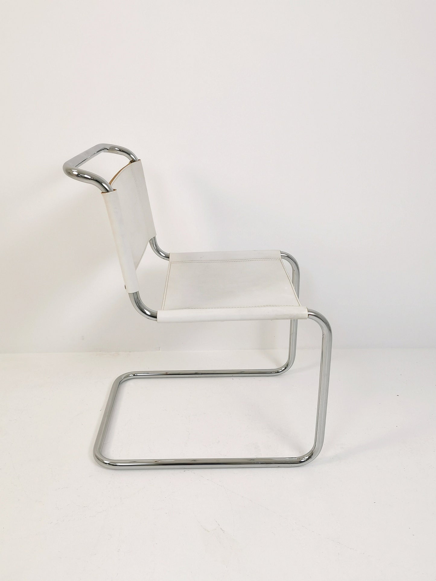 1 of 4 Mid-Century Vintage S33 white chair from Mart Stam by Fasem Italy 1980er