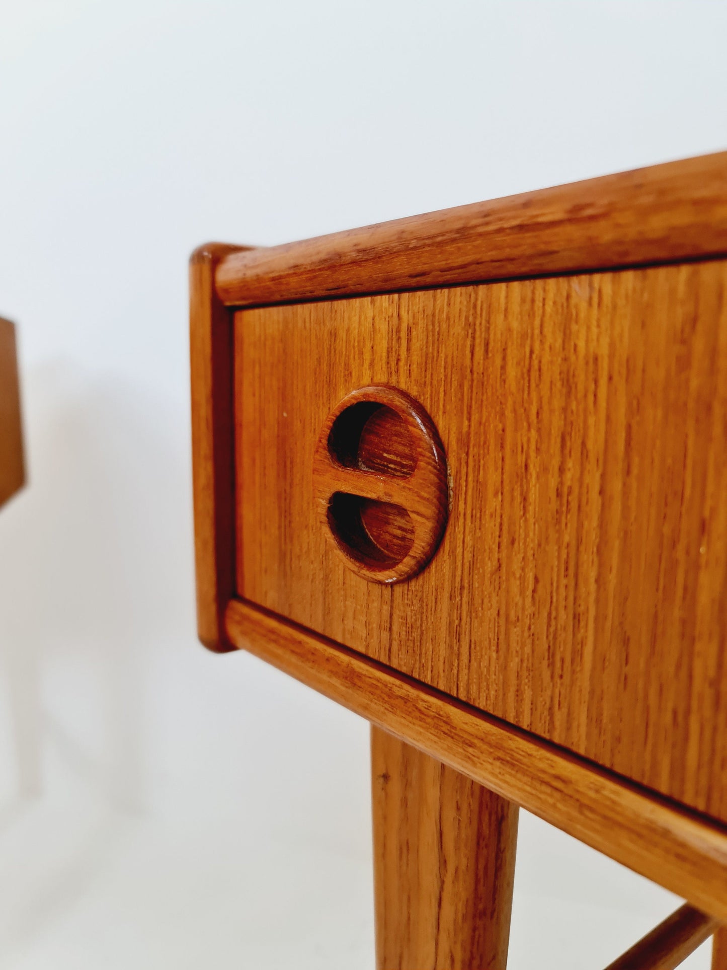 Pair Midcentury Carlström & Co Teak Vintage Side table/ Bedside table/ Night stand straight from the sixties