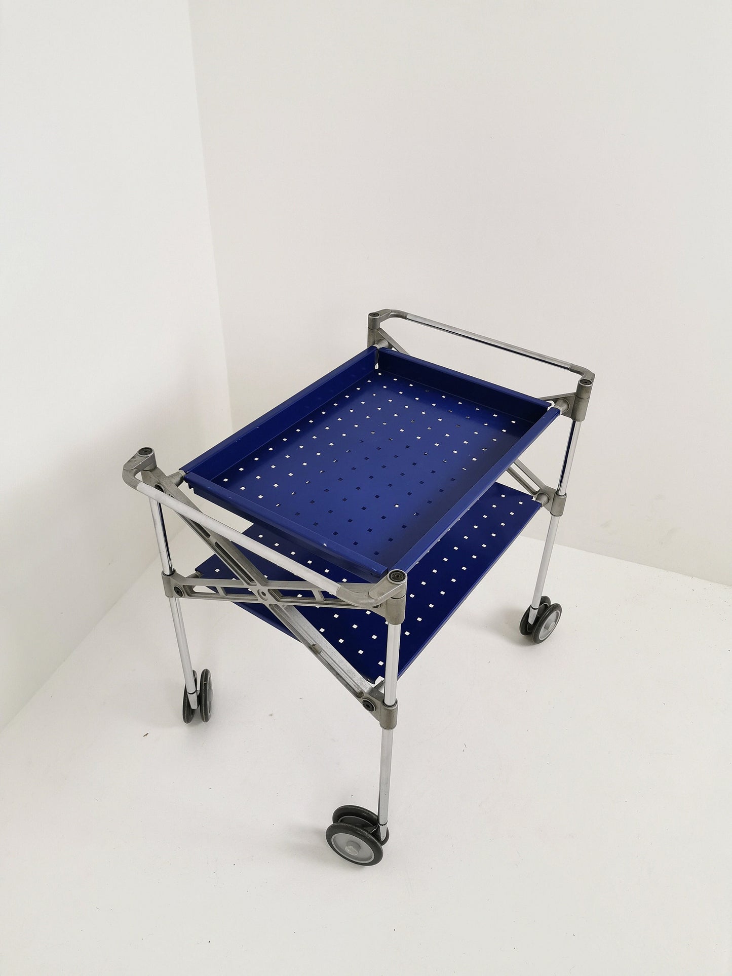 Mid Century serving table trolly by Antonio citterio and Oliver Löw OXO Model for Kartell italy