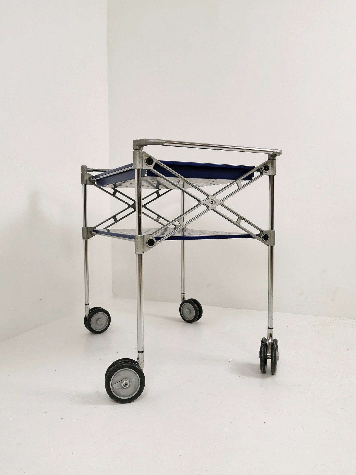 Mid Century serving table trolly by Antonio citterio and Oliver Löw OXO Model for Kartell italy