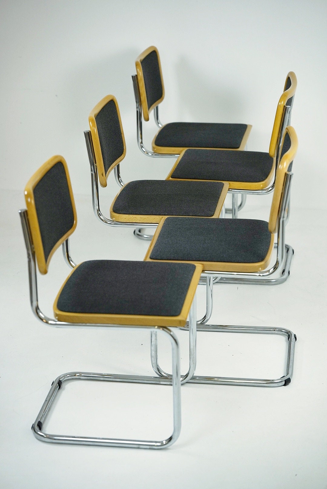 set of 5 Marcel Breuer B32 upholstered Cesca chair, bauhaus design by Bene