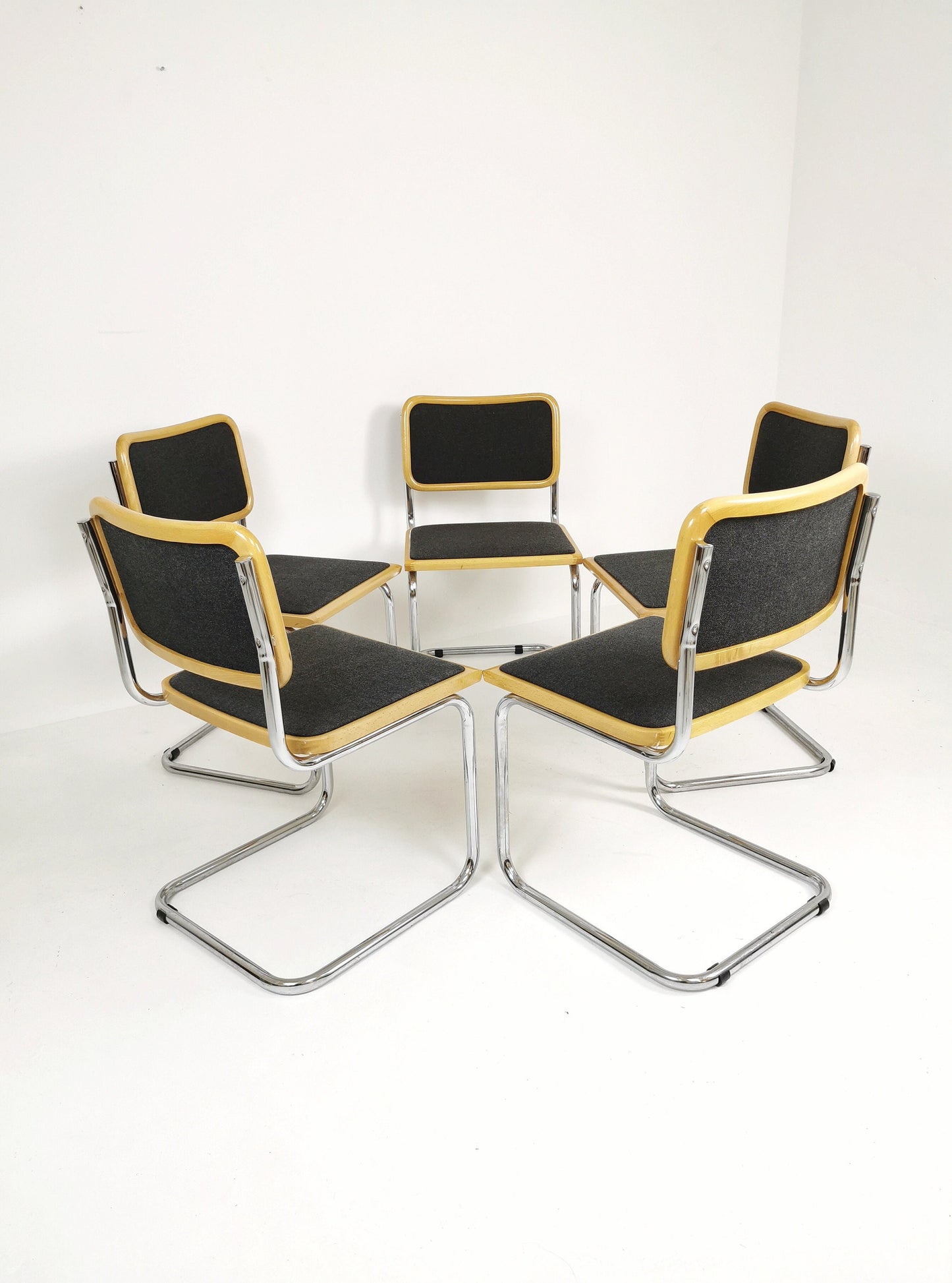 set of 5 Marcel Breuer B32 upholstered Cesca chair, bauhaus design by Bene
