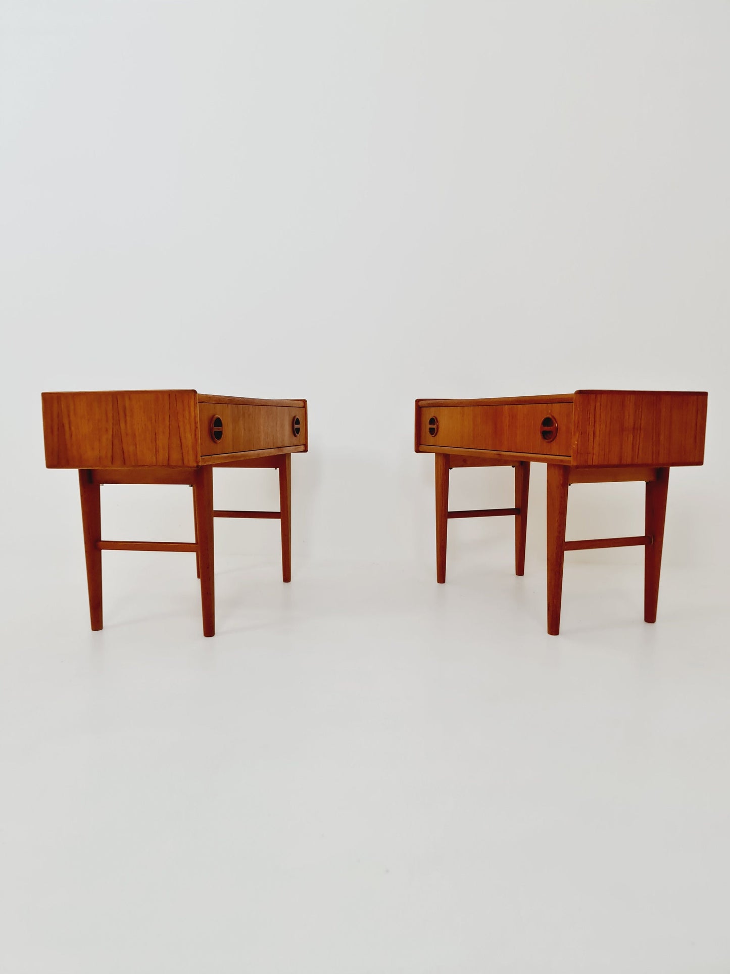 Pair Midcentury Carlström & Co Teak Vintage Side table/ Bedside table/ Night stand straight from the sixties