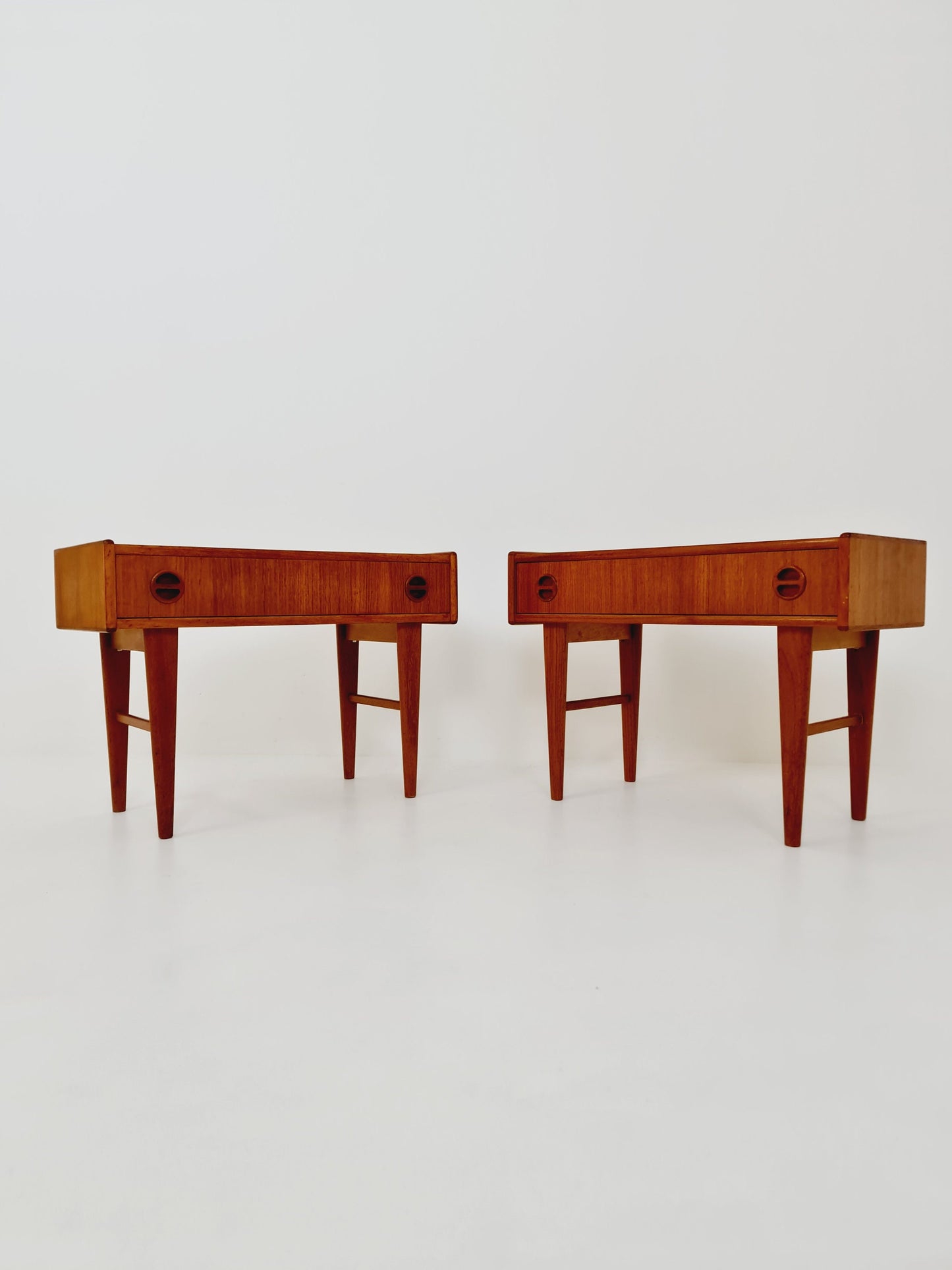 Pair Midcentury Carlström & Co Teak Vintage Side table/ Bedside table/ Night stand straight from the sixties