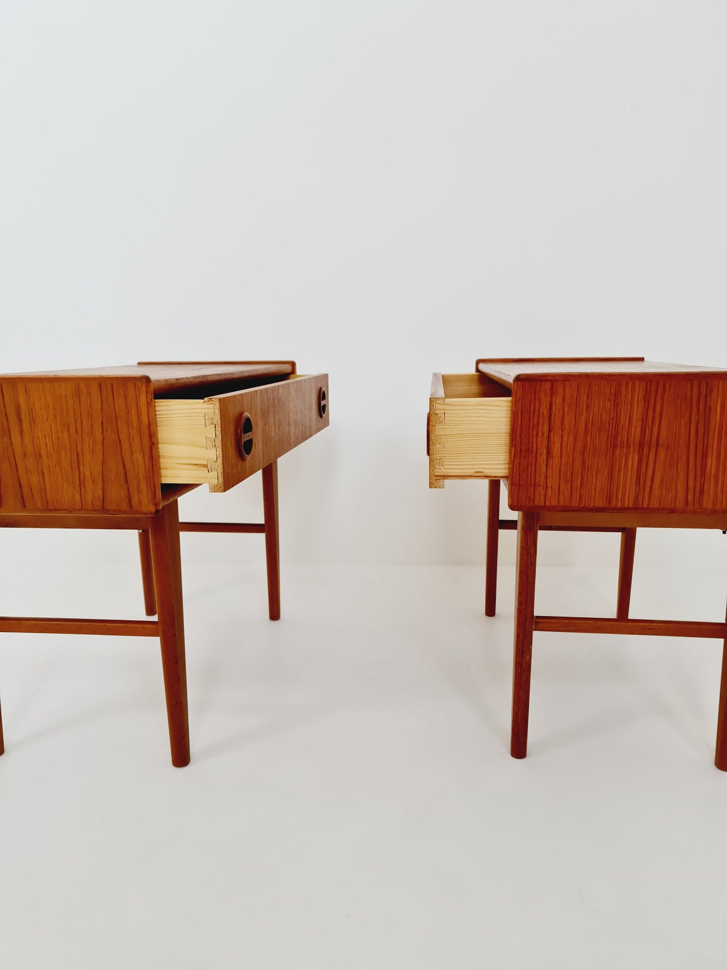 Pair Midcentury Carlström & Co Teak Vintage Side table/ Bedside table/ Night stand straight from the sixties