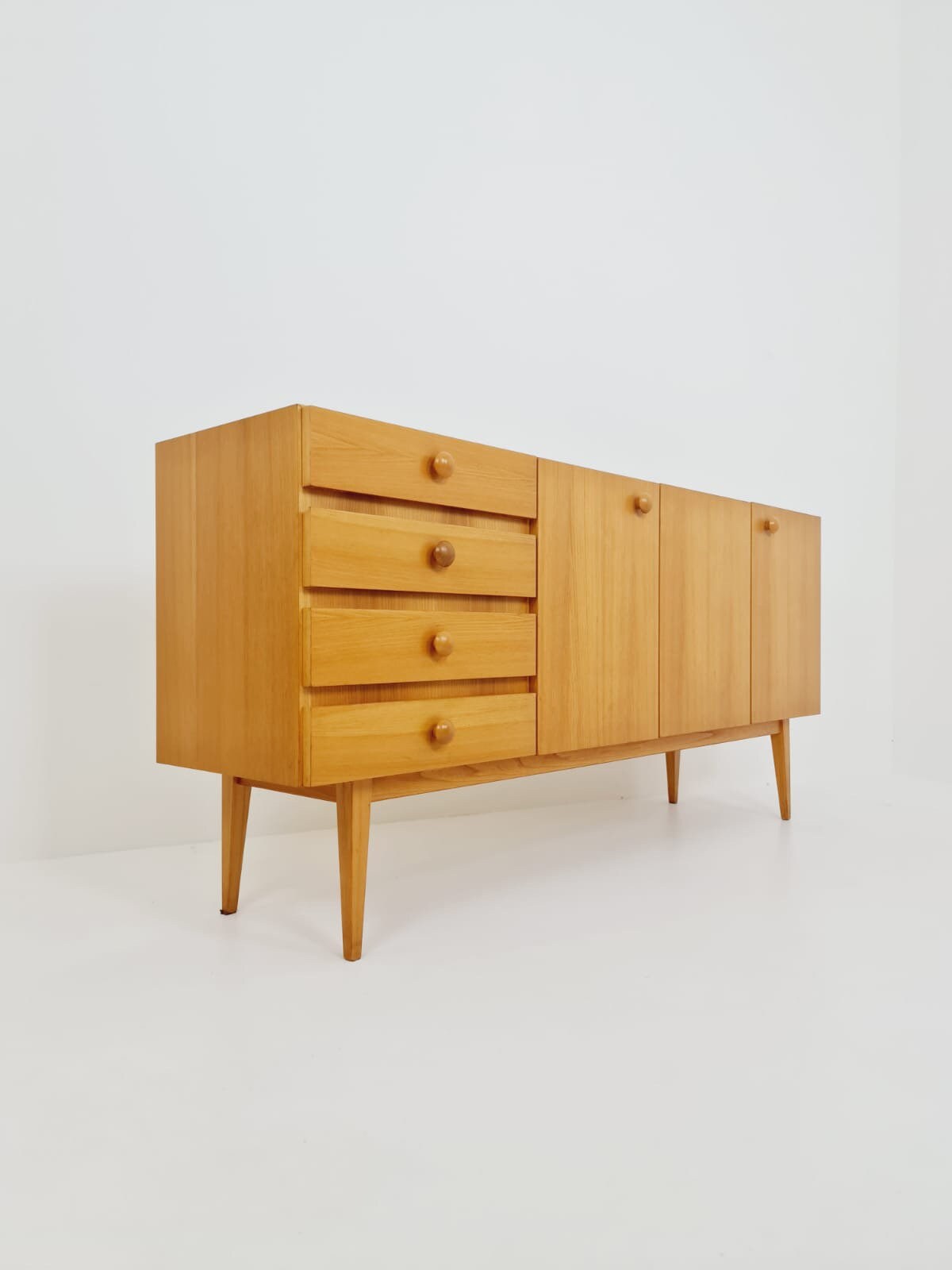 Mid Century Modern German oak Sideboard by GE-EL Möbel, 1960s