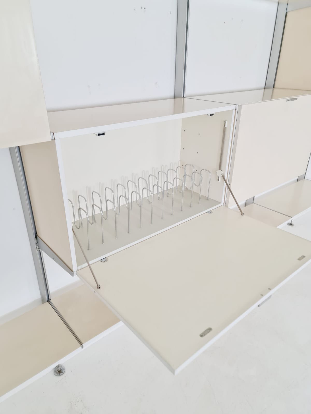 Rare Free standing Modular George Nelson Wall Unit Bookcase, Herman Miller International collection "Vitra", 1960s