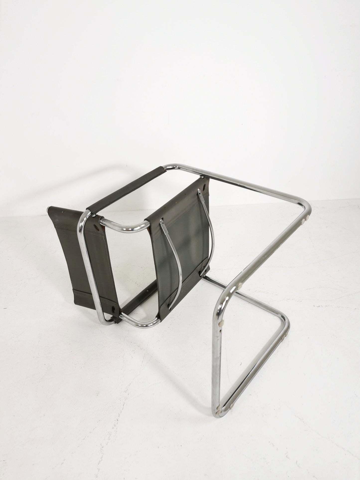 Bauhaus grey original Desk Chair by Mart Stam & Marcel Breuer for Fasem Italy 1980s