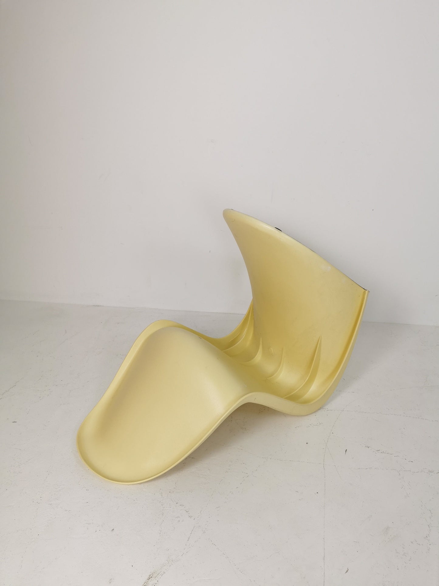 1 of 4 Verner Panton chairs in beige fiberglass, second edition 1970s