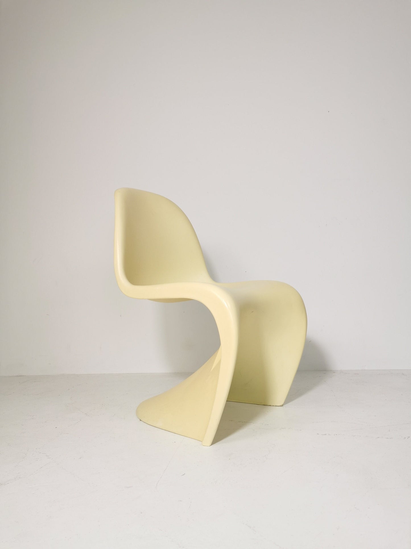 1 of 4 Verner Panton chairs in beige fiberglass, second edition 1970s