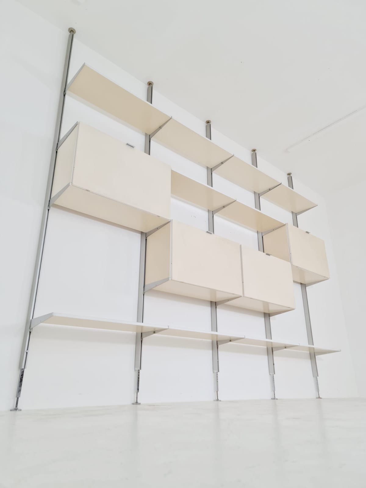 Rare Free standing Modular George Nelson Wall Unit Bookcase, Herman Miller International collection "Vitra", 1960s