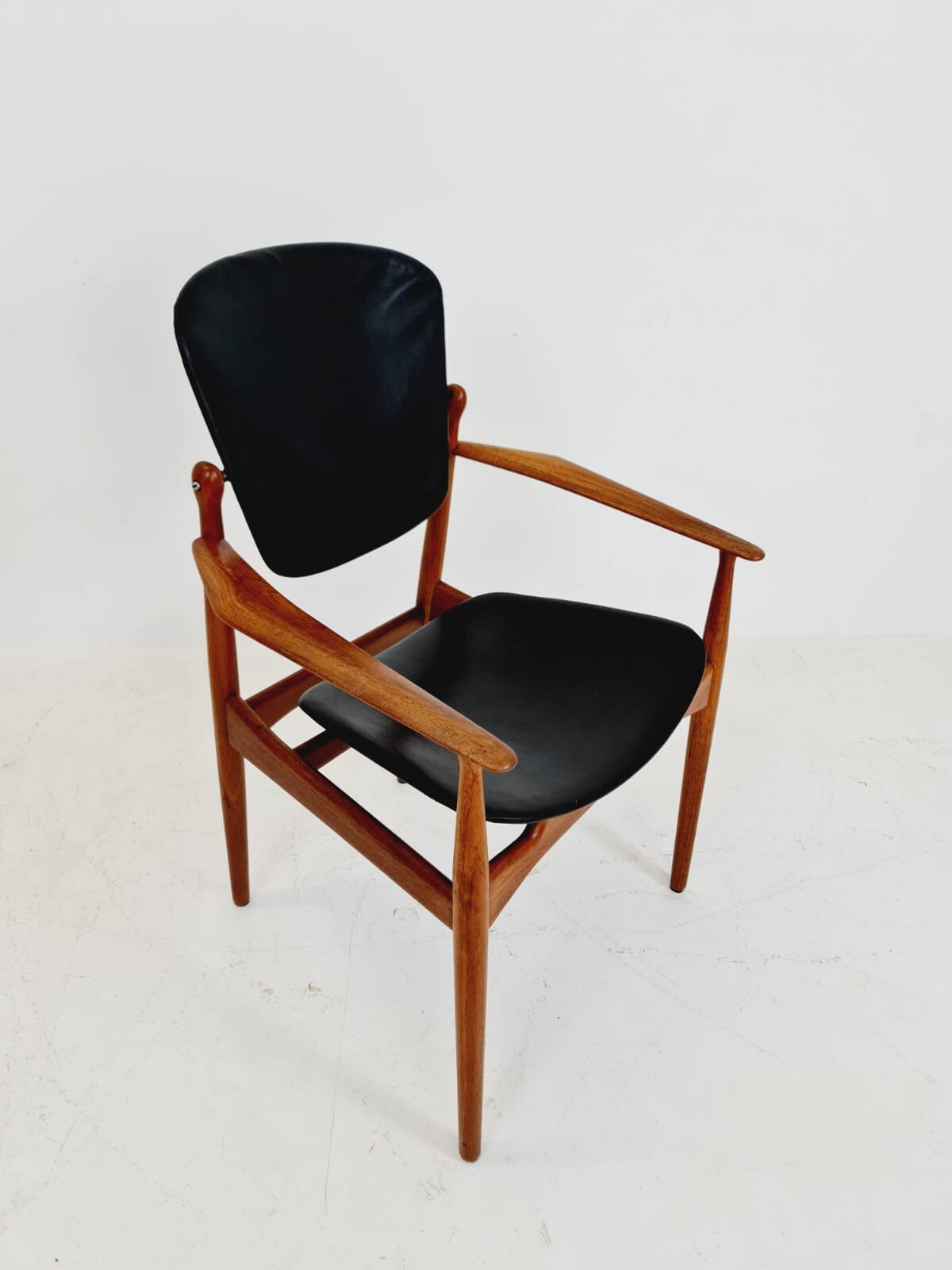 Danish teak and leather chair by Arne Vodder for France & Daverkosen, 1960s