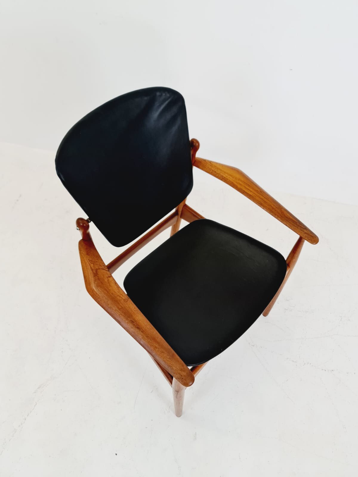 Danish teak and leather chair by Arne Vodder for France & Daverkosen, 1960s
