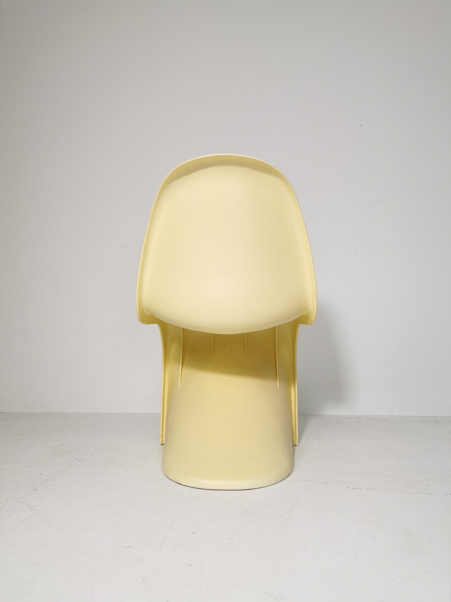 1 of 4 Verner Panton chairs in beige fiberglass, second edition 1970s