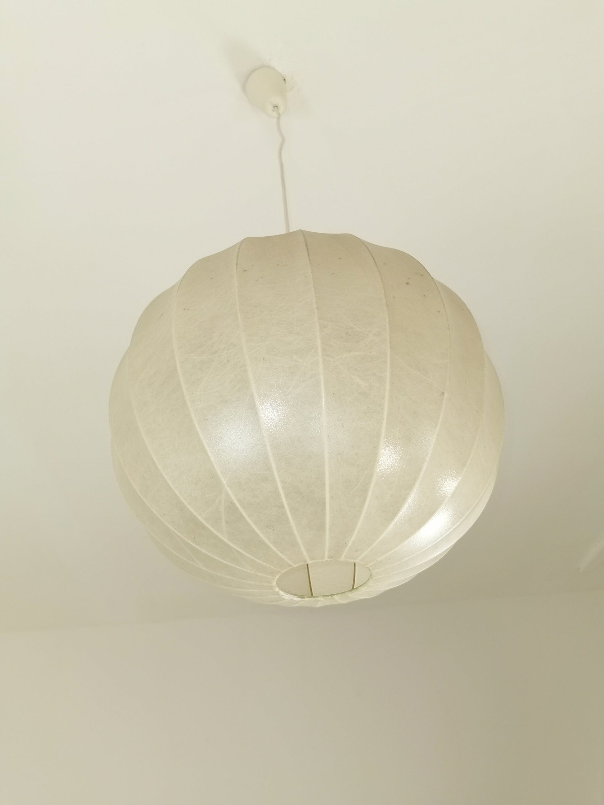 Extra large Cocoon Big Ball ceiling lamp in very good original vintage condition