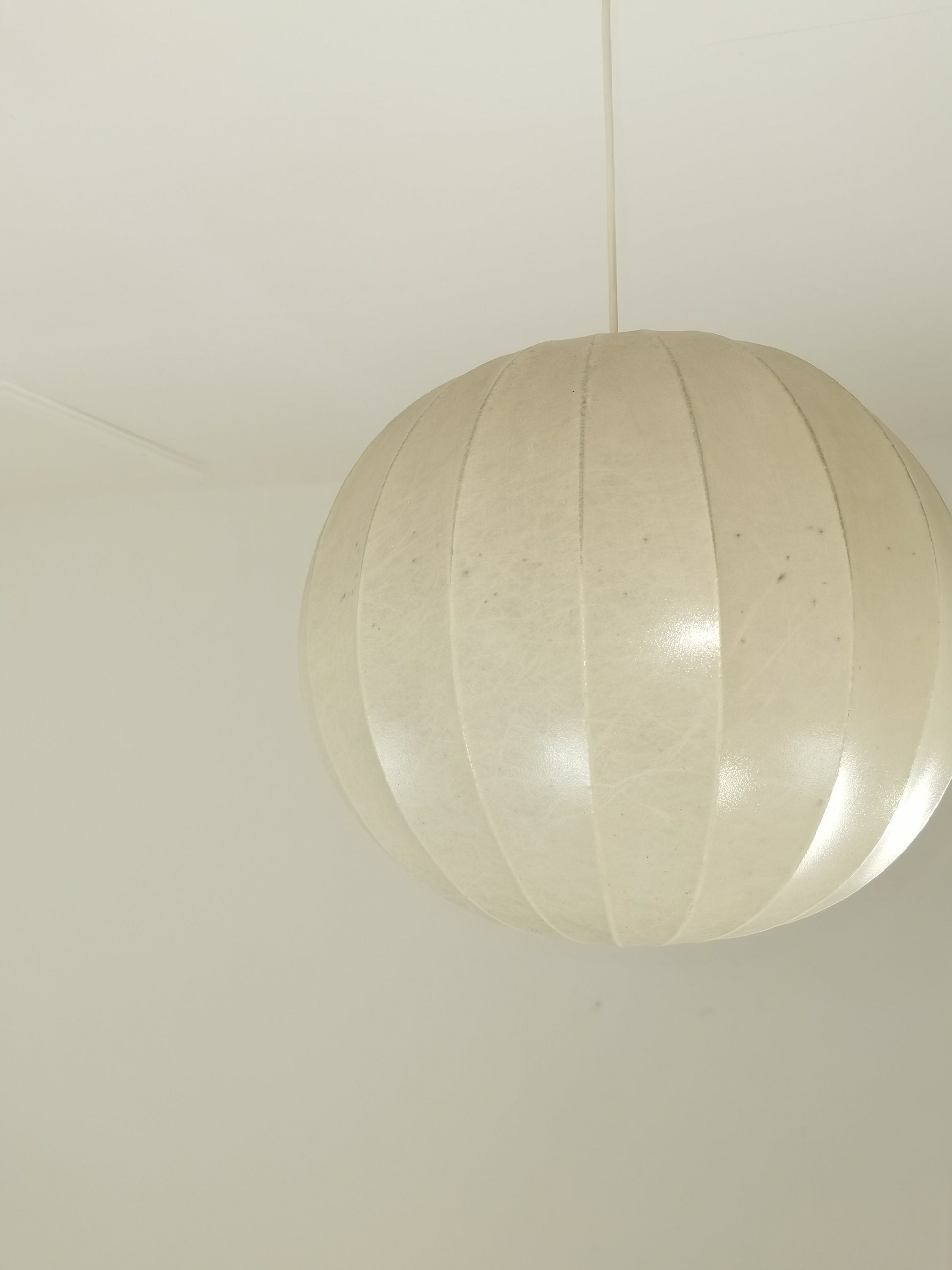 Extra large Cocoon Big Ball ceiling lamp in very good original vintage condition