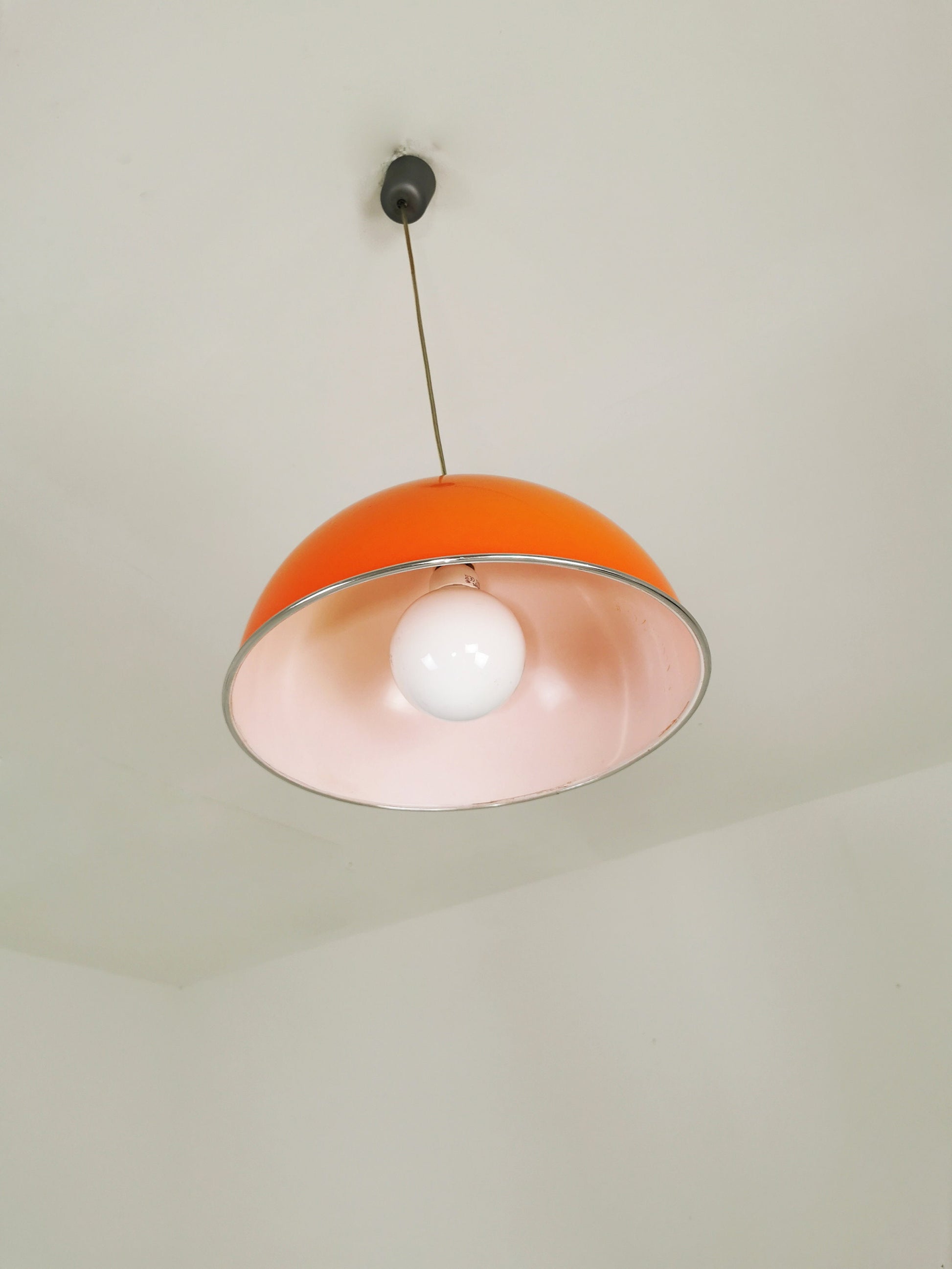 Vintage \Space Age Orange hanging lamp 1970.