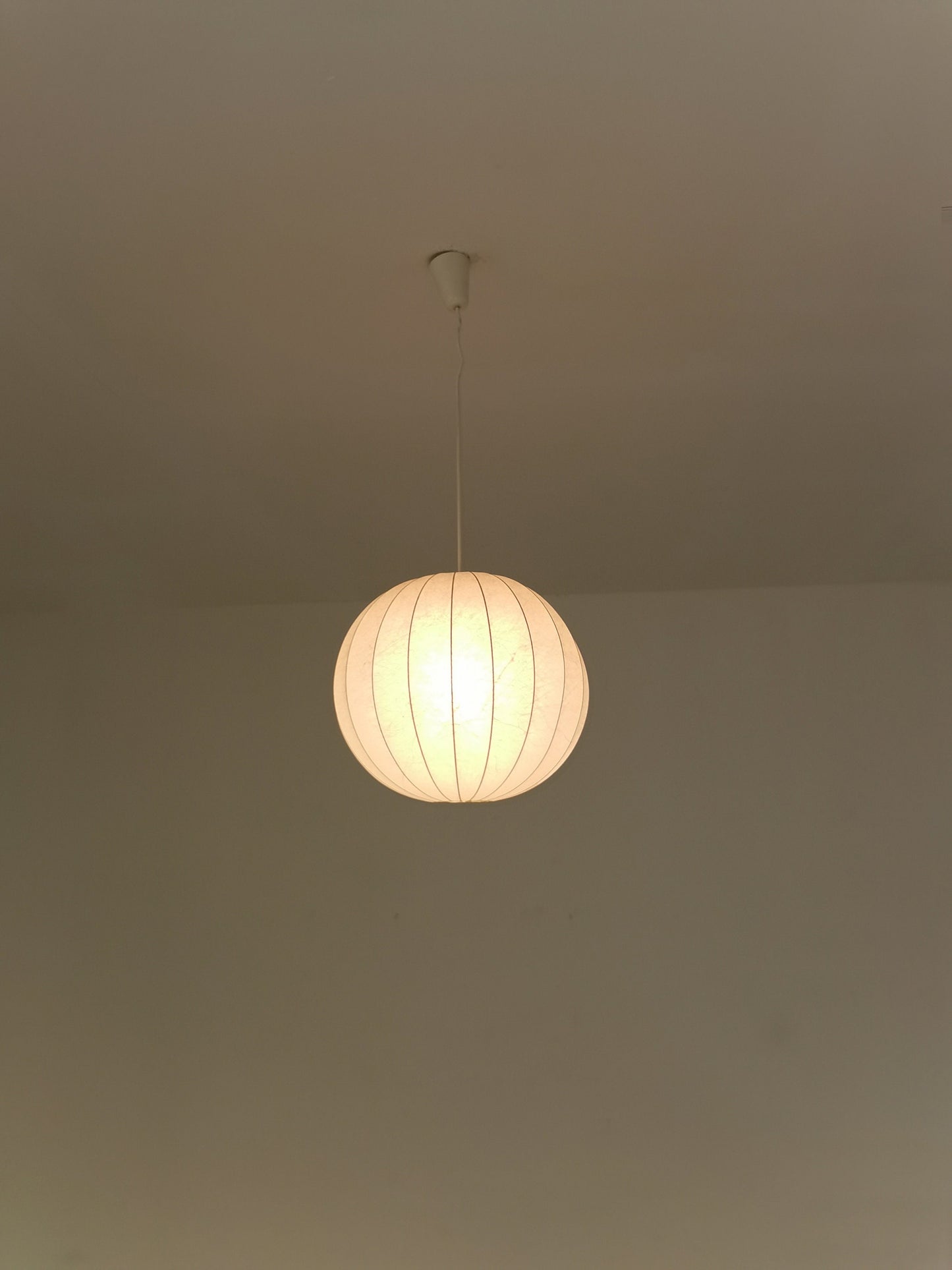 Extra large Cocoon Big Ball ceiling lamp in very good original vintage condition