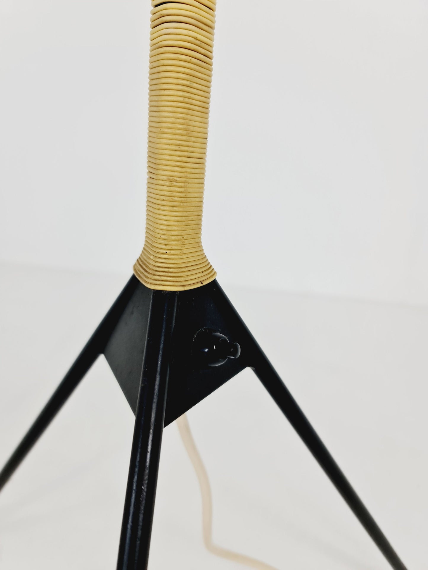 Tripod swedish vintage floor lamp in metal by Möller Armatur Eskilstuna MAE, 1950s