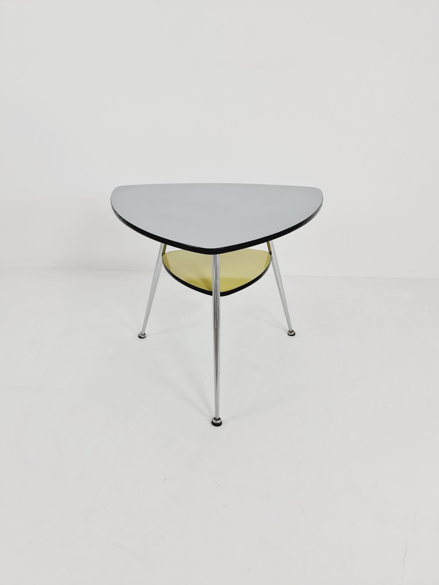 German Mid-Century Tripod Coffee Table by Mauser Werke Waldeck, 1950s
