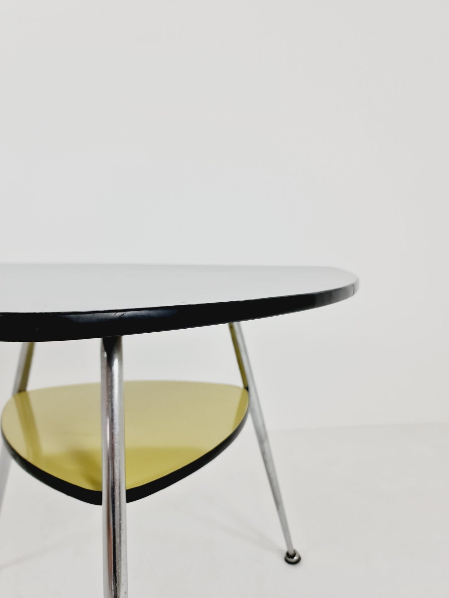 German Mid-Century Tripod Coffee Table by Mauser Werke Waldeck, 1950s