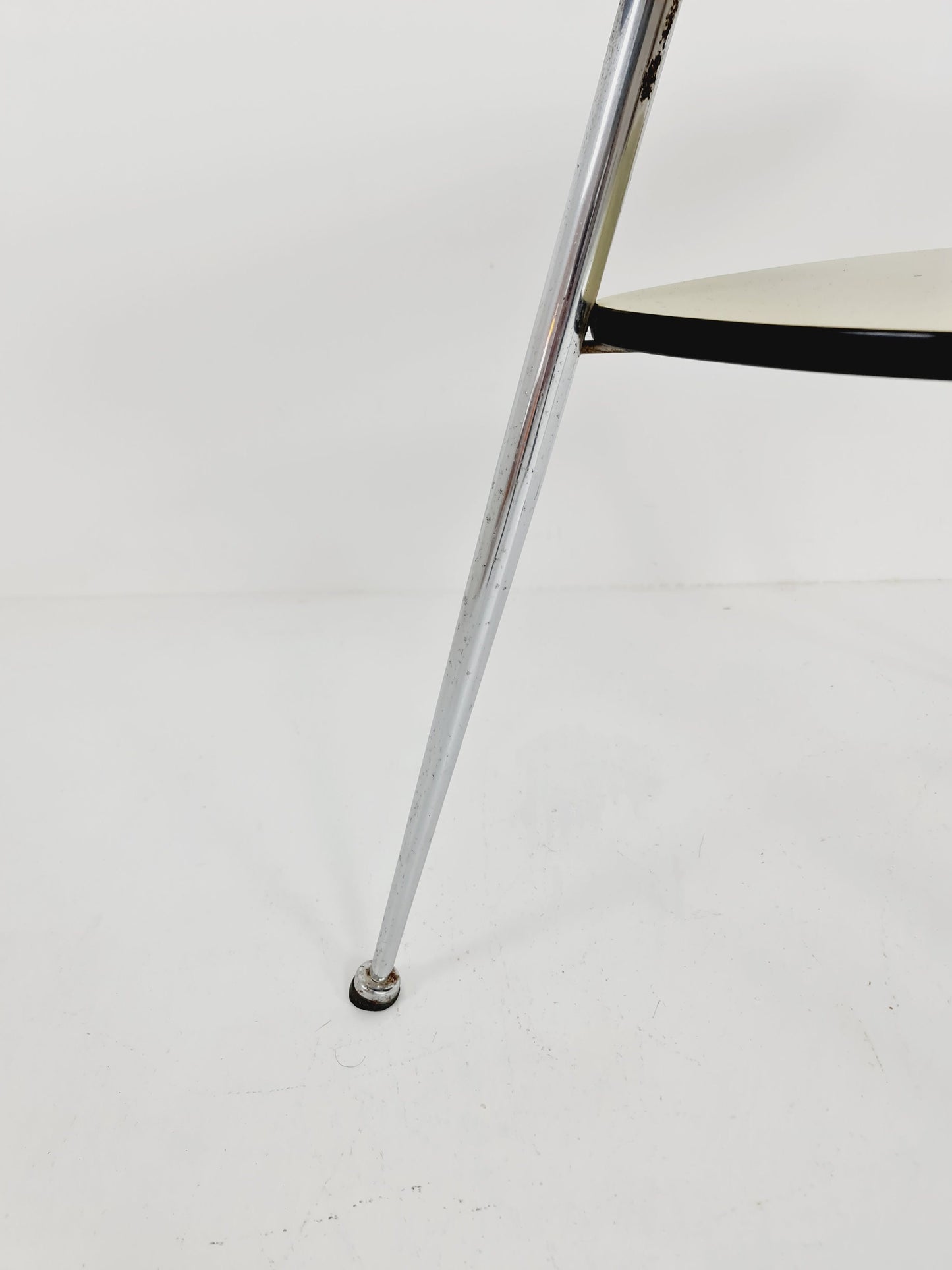 German Mid-Century Tripod Coffee Table by Mauser Werke Waldeck, 1950s