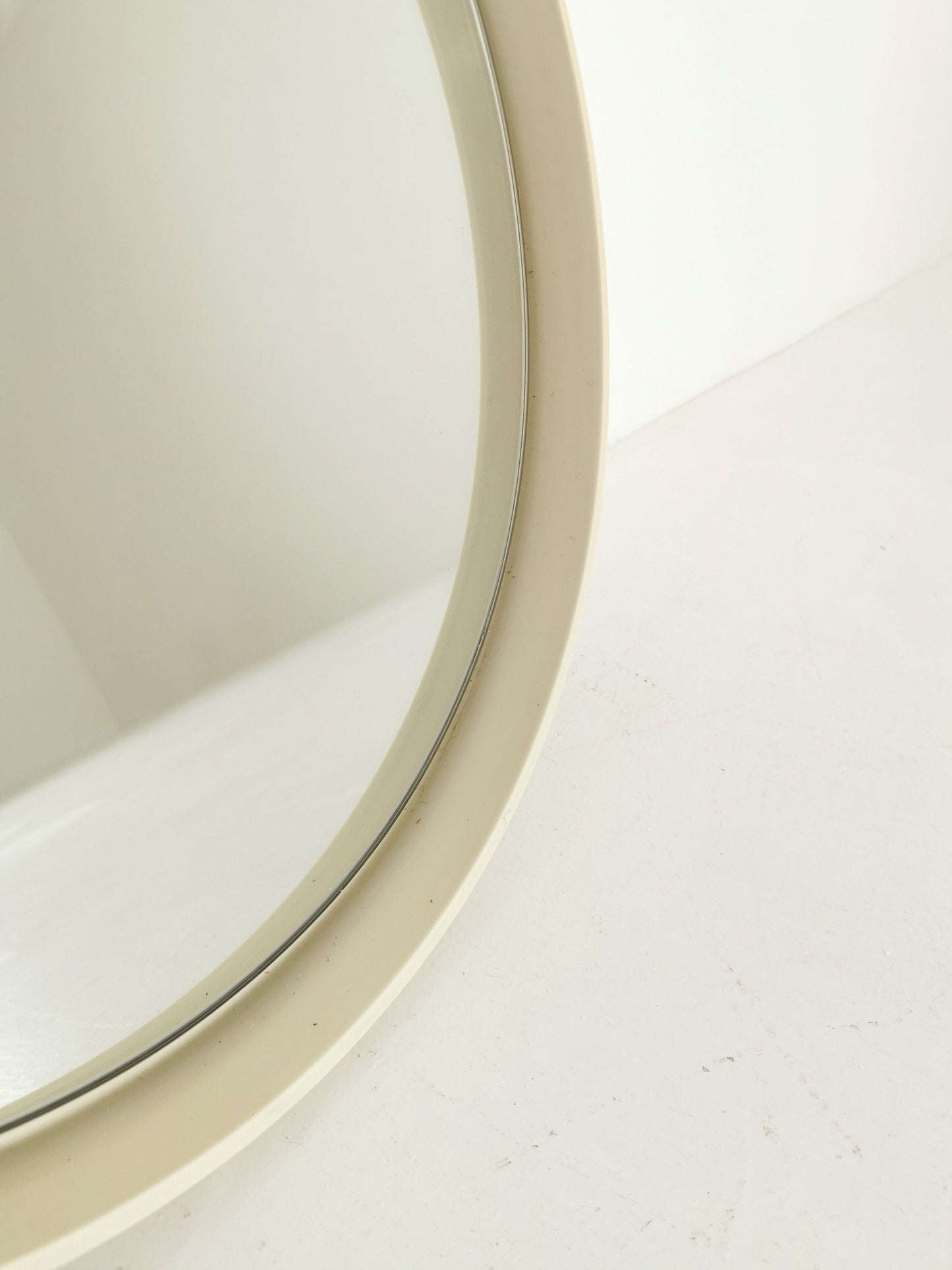 Space Age \Mid-Century Round Mirrror, 1970s