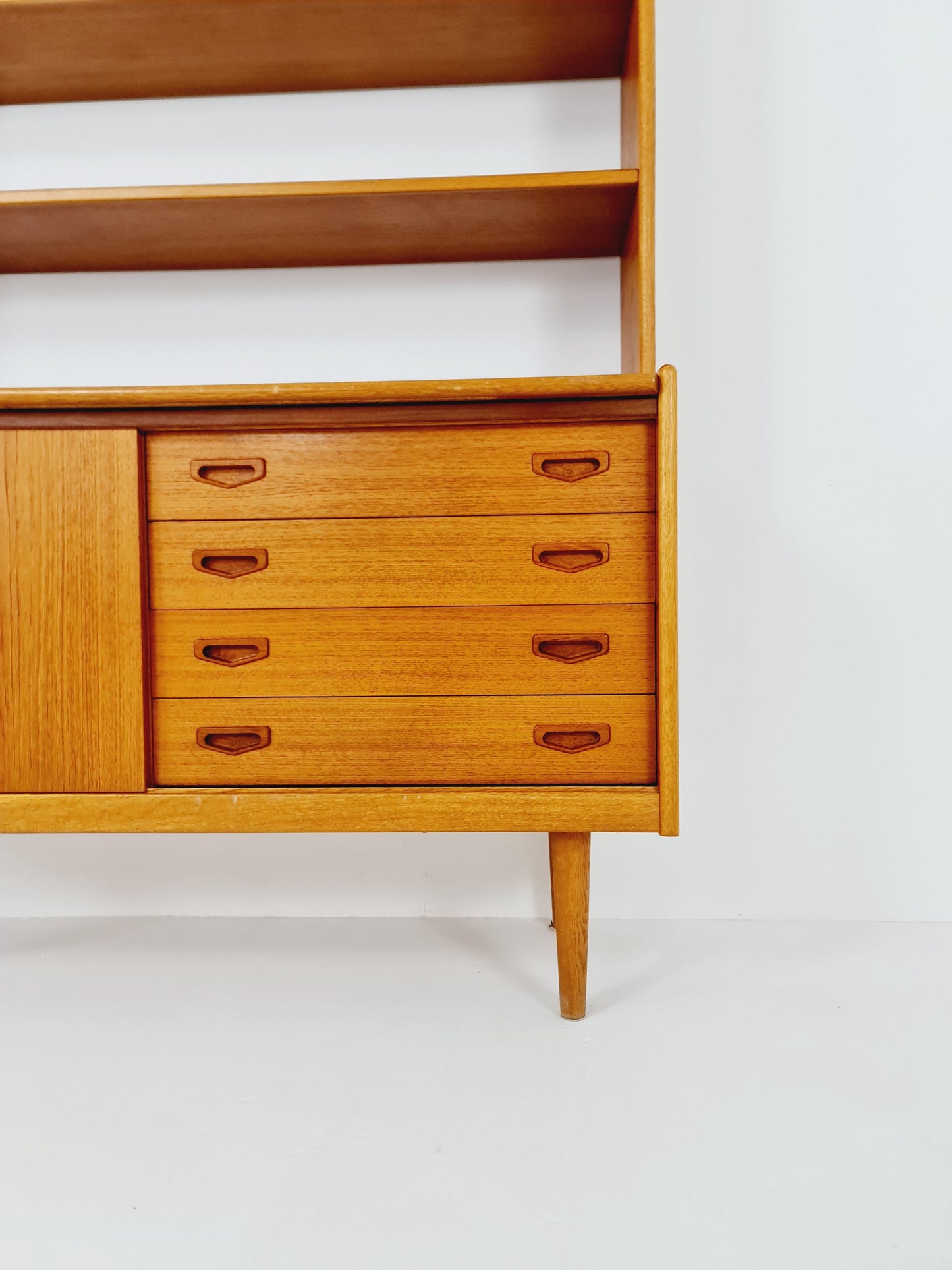 Danish freestanding vintage bookshelf system/ book case teak by Bengt Ruda, 1960s