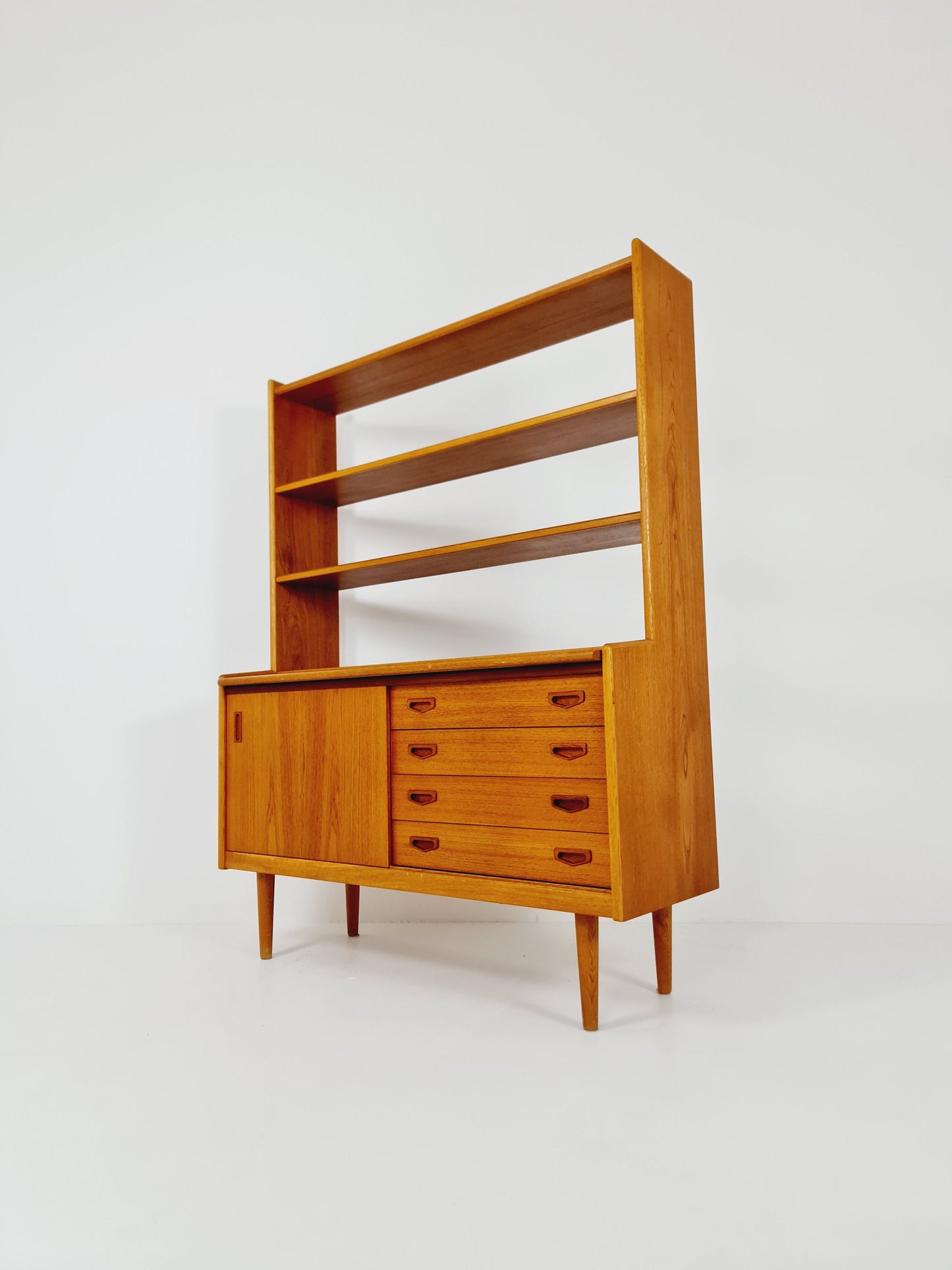 Danish freestanding vintage bookshelf system/ book case teak by Bengt Ruda, 1960s