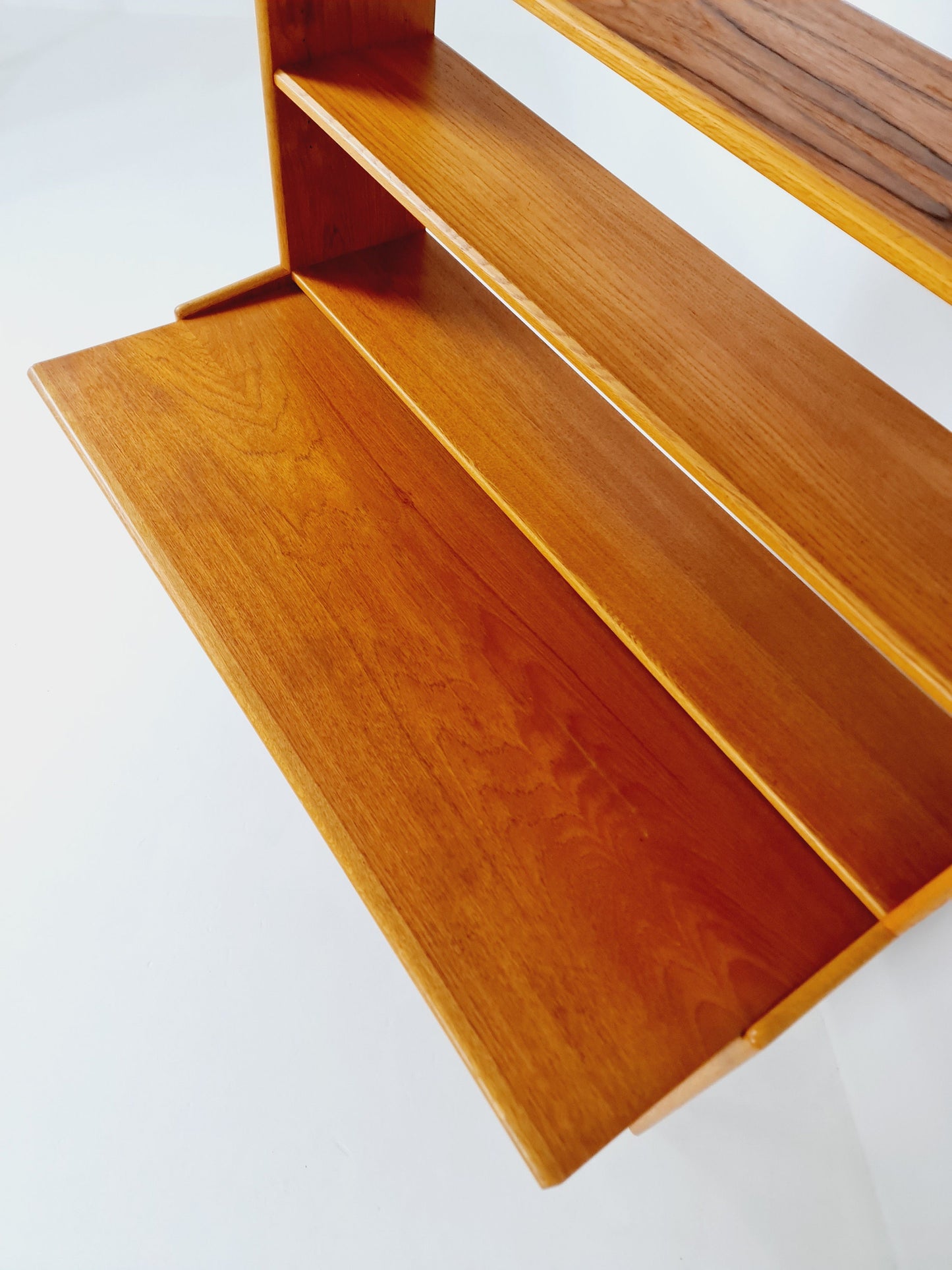 Danish freestanding vintage bookshelf system/ book case teak by Bengt Ruda, 1960s