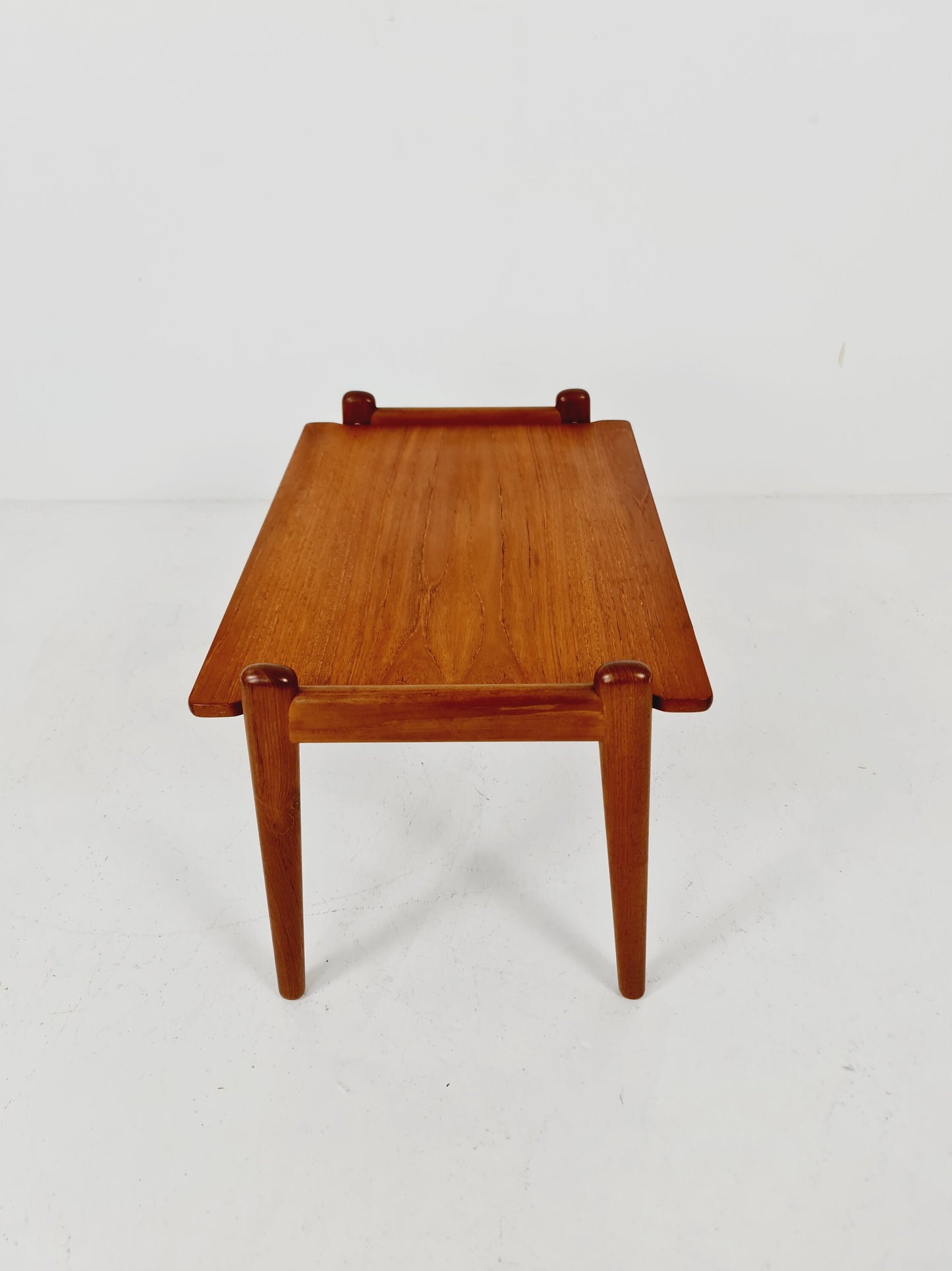 Norwegian vintage side table model vanet by Frederik Kayser, Norway, 1950s
