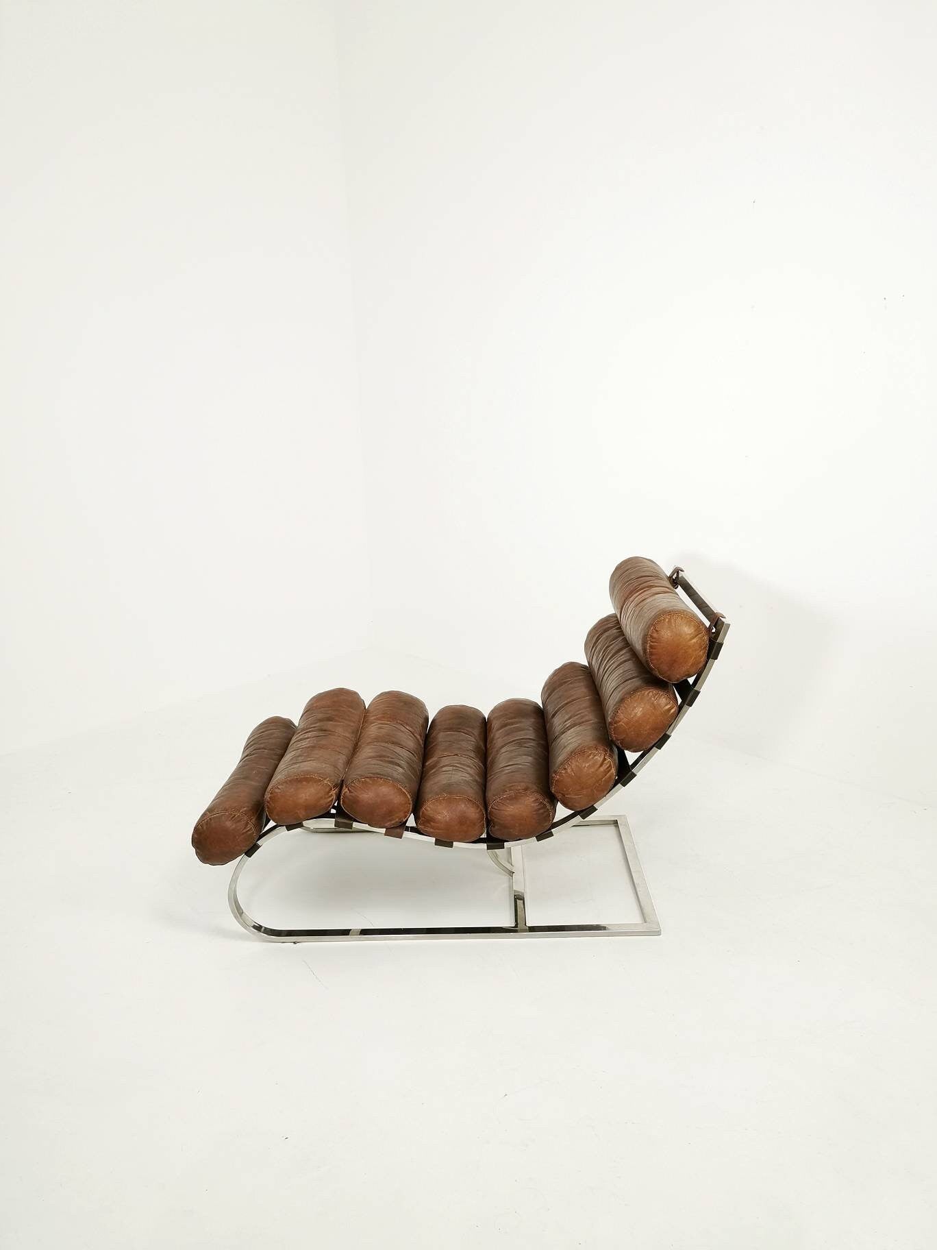 Mid Century Corona Lounge chair Colour leather and chrome, 1980s