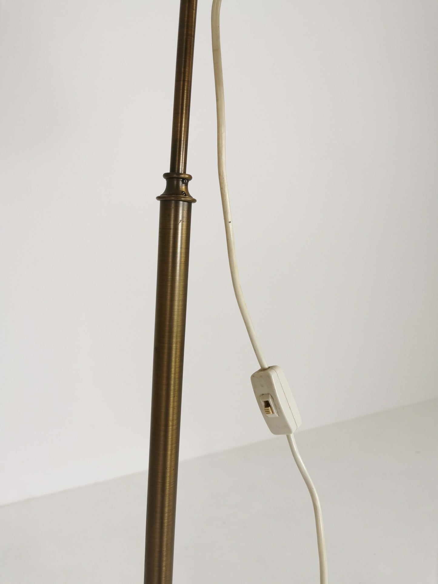 Vintage\Antique Brass Column Floor Lamp, 1930s