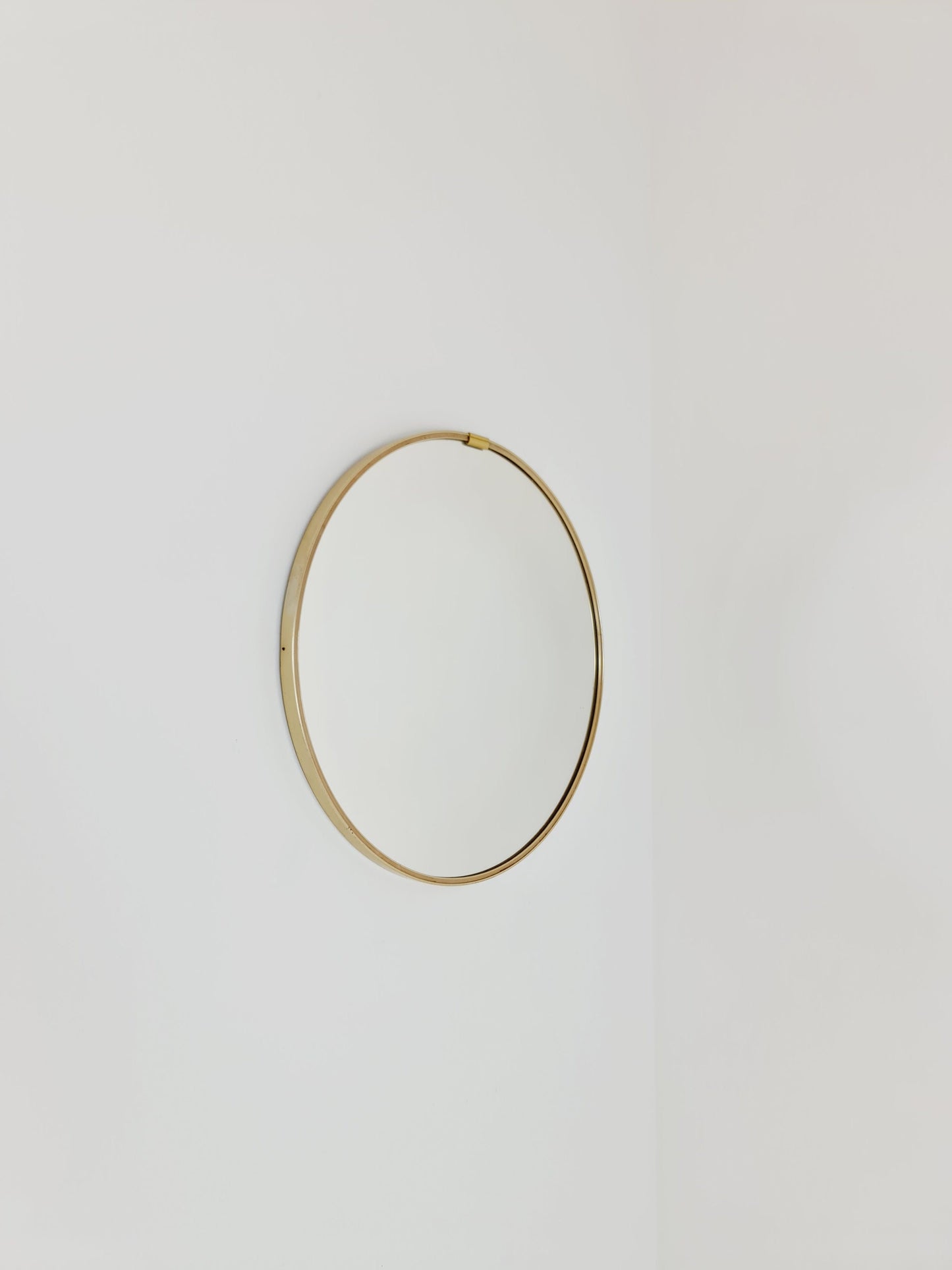 Mid Century round Brass mirror from the 60s