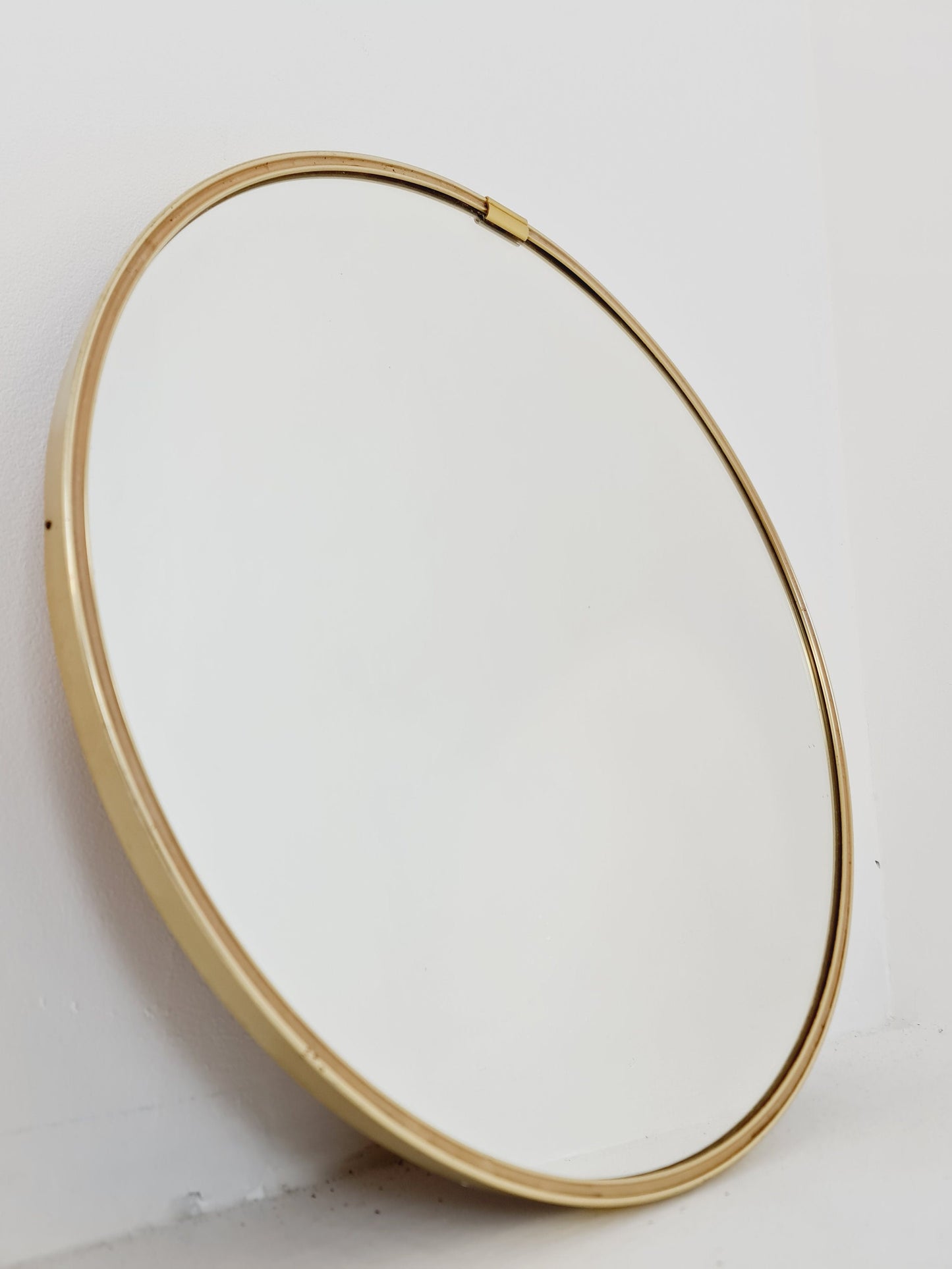 Mid Century round Brass mirror from the 60s