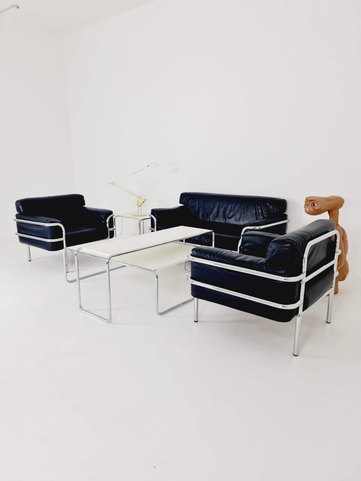 Bauhaus -Style of Cassia LC2 style, 1980s set sofas.